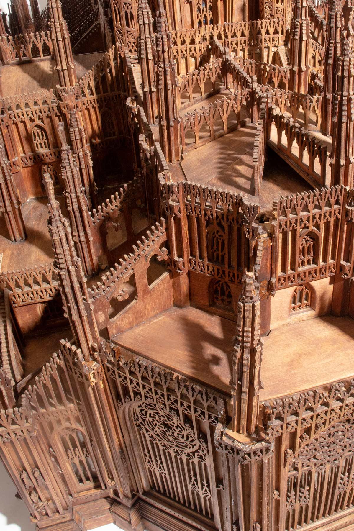 A Grand Tour wooden maquette, depicting the Cathedral of Milan, Italy circa 1880 For Sale 15