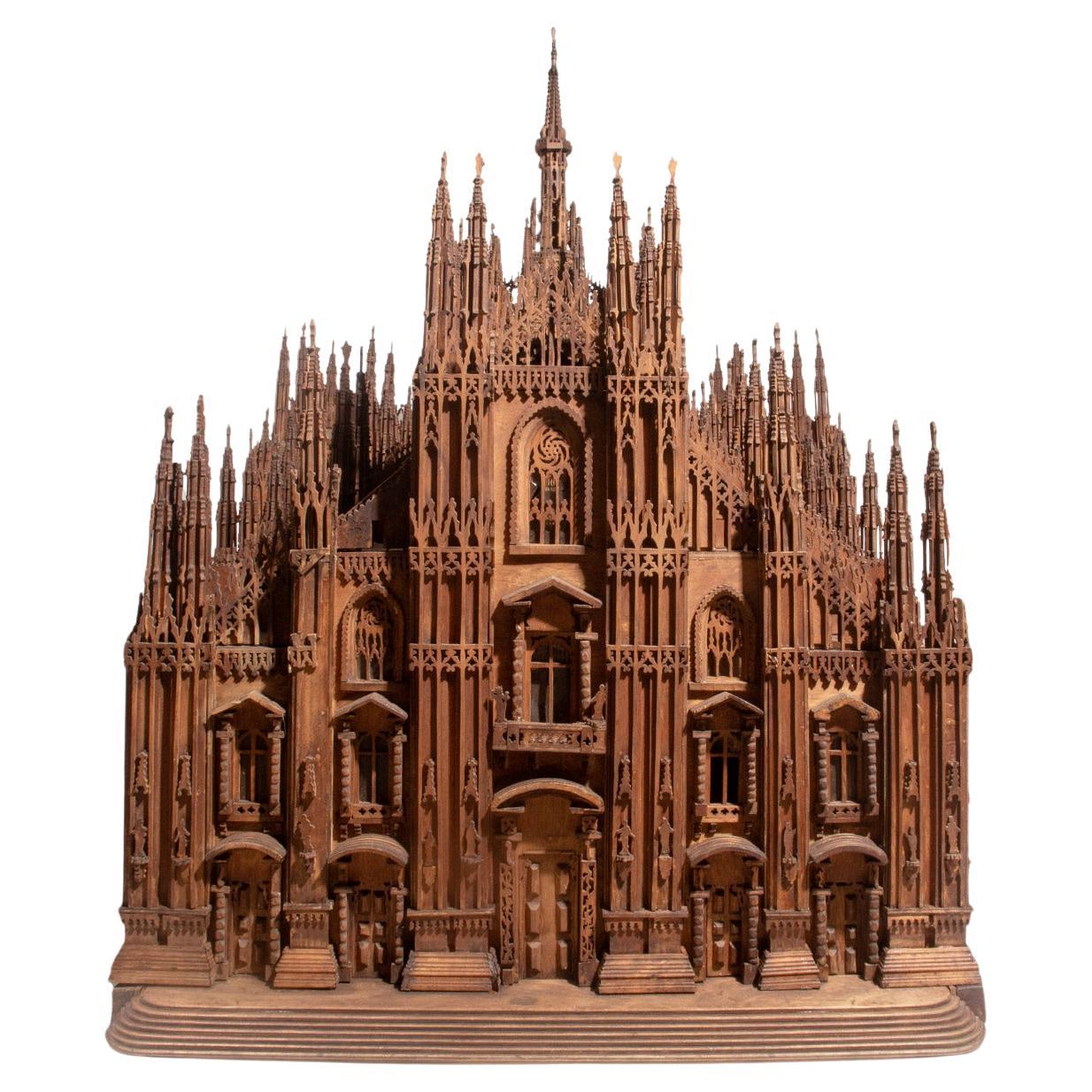 Eine hölzerne Maquette der Grand Tour, die den Mailänder Dom darstellt, Italien um 1880
