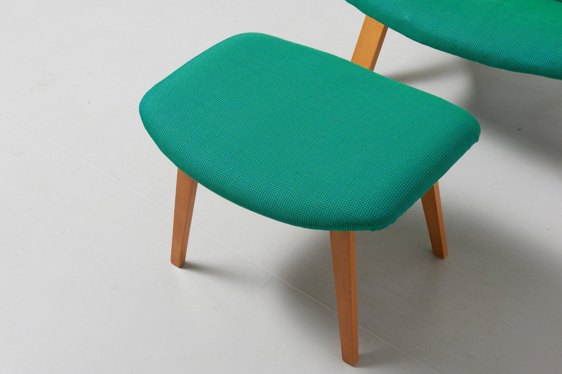 Grasshopper Chair with Ottoman by Eero Saarinen for Knoll International 3