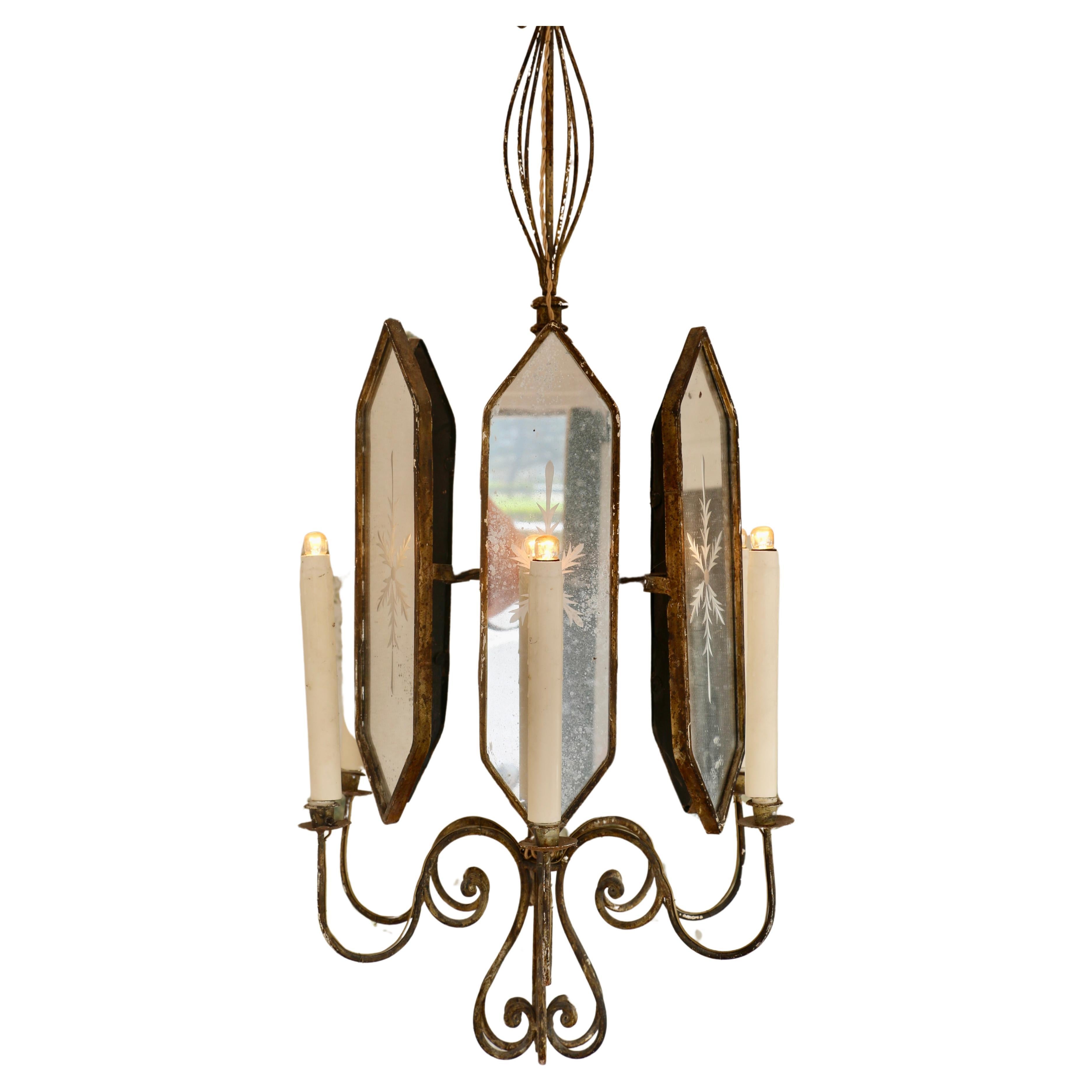 Un grande lampadario. Francia anni 40 in vendita