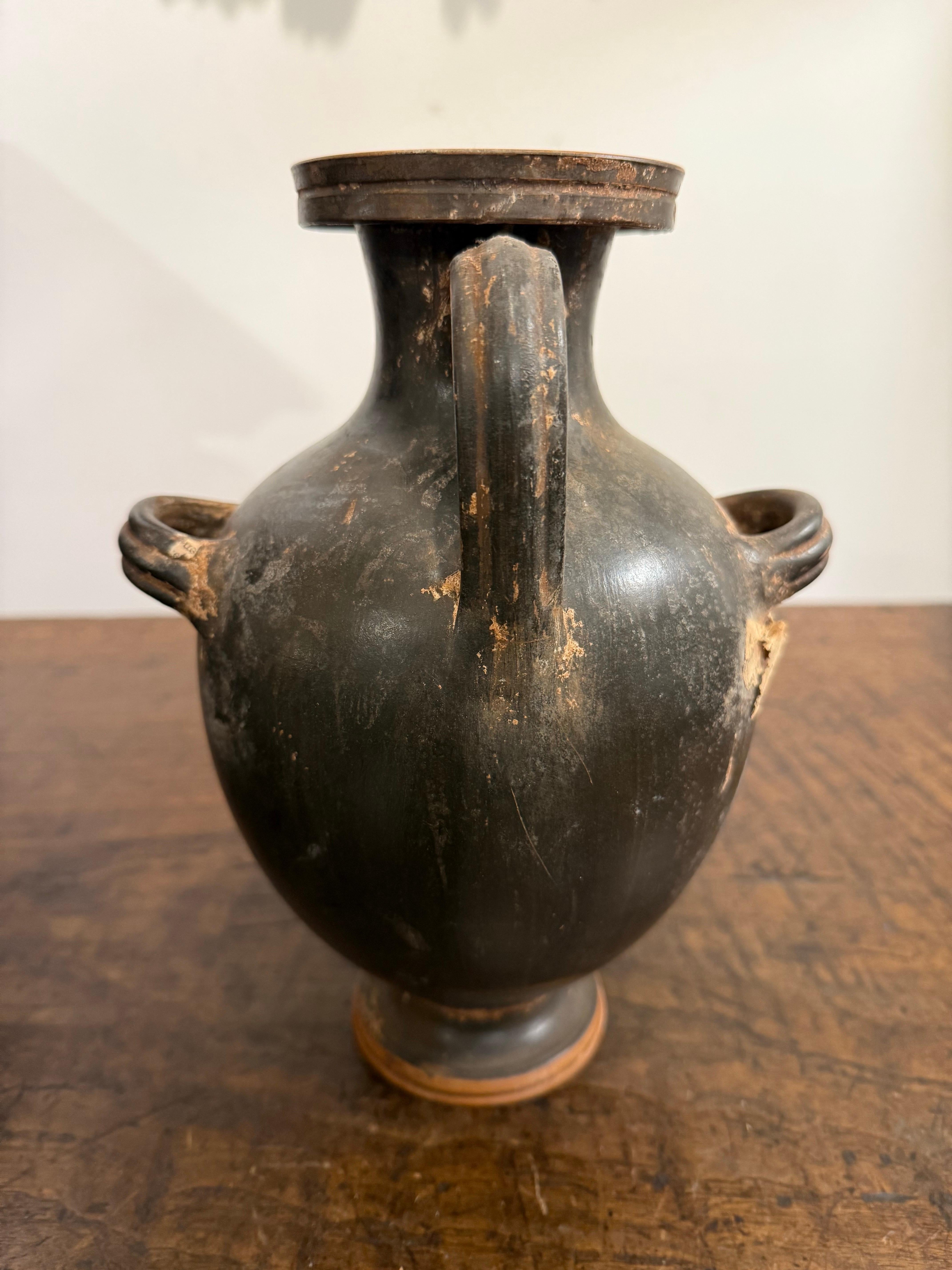 A Greek Black Figure Style Grand Tour Hydria, 19th Century For Sale 1