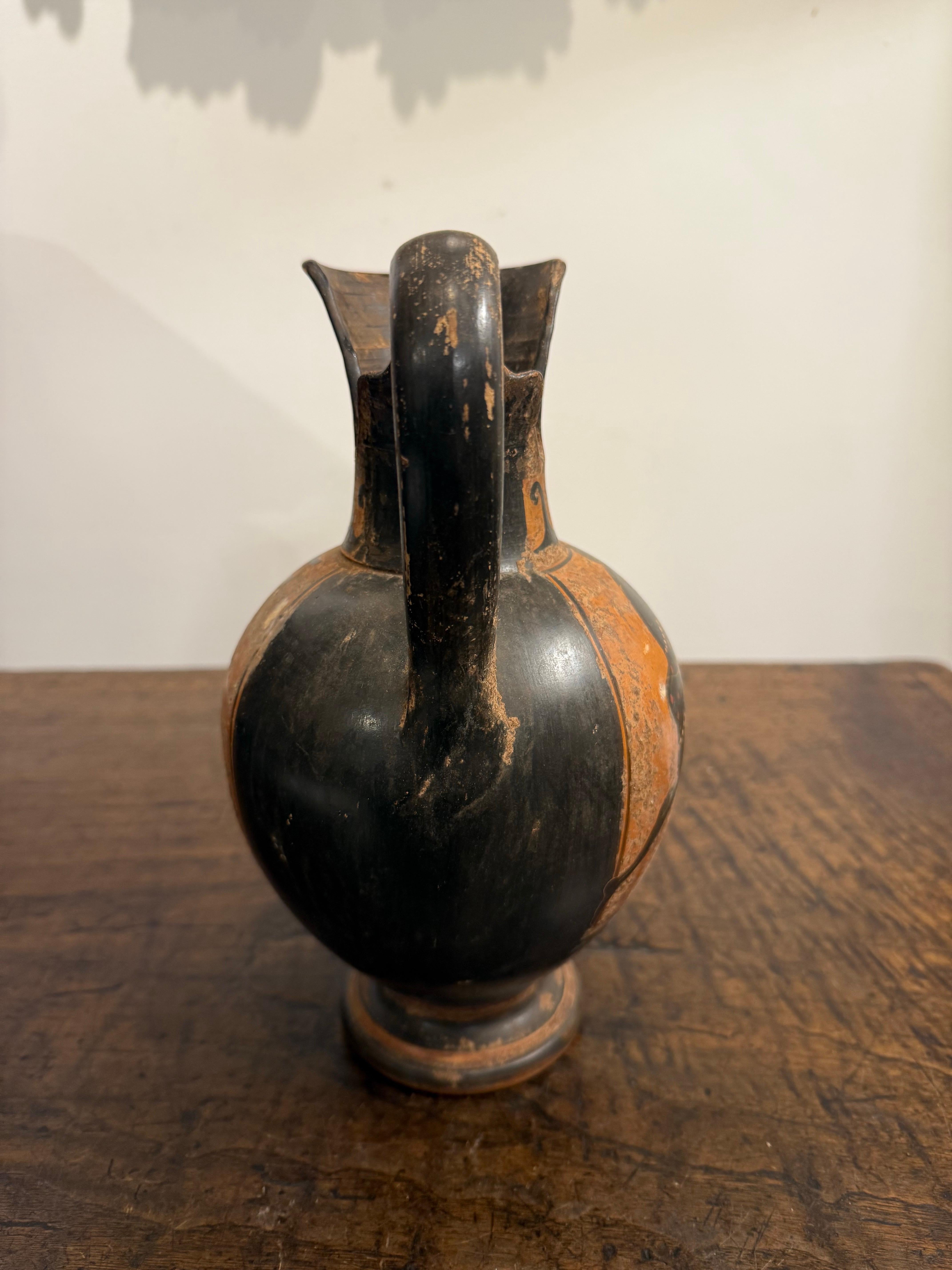 Terre cuite Oinochoe grec à figures noires de style Grand Tour, 19e siècle en vente
