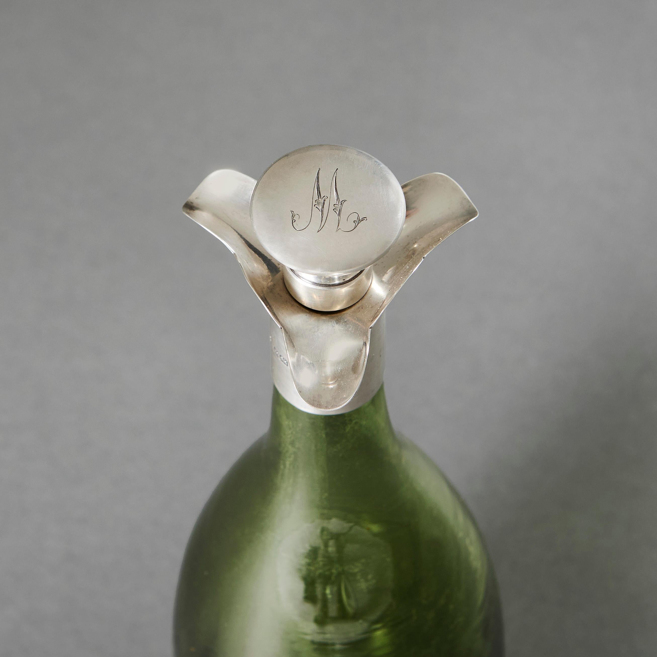 20ième siècle Carafe Spirit de James Deakin & Son en vente