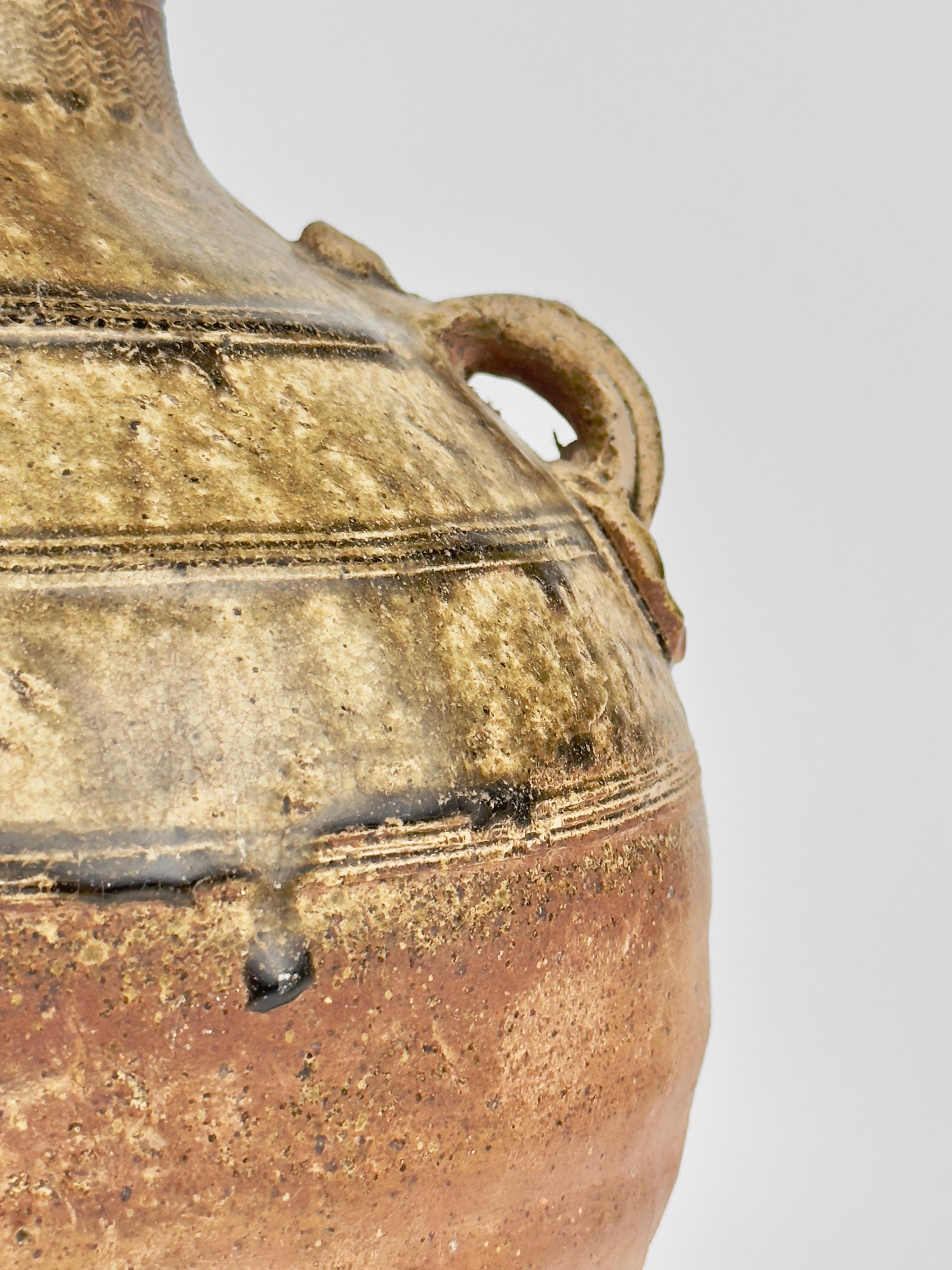 A Green-Glazed Stoneware Jar (Hu Vessel), Han Dynasty For Sale 6