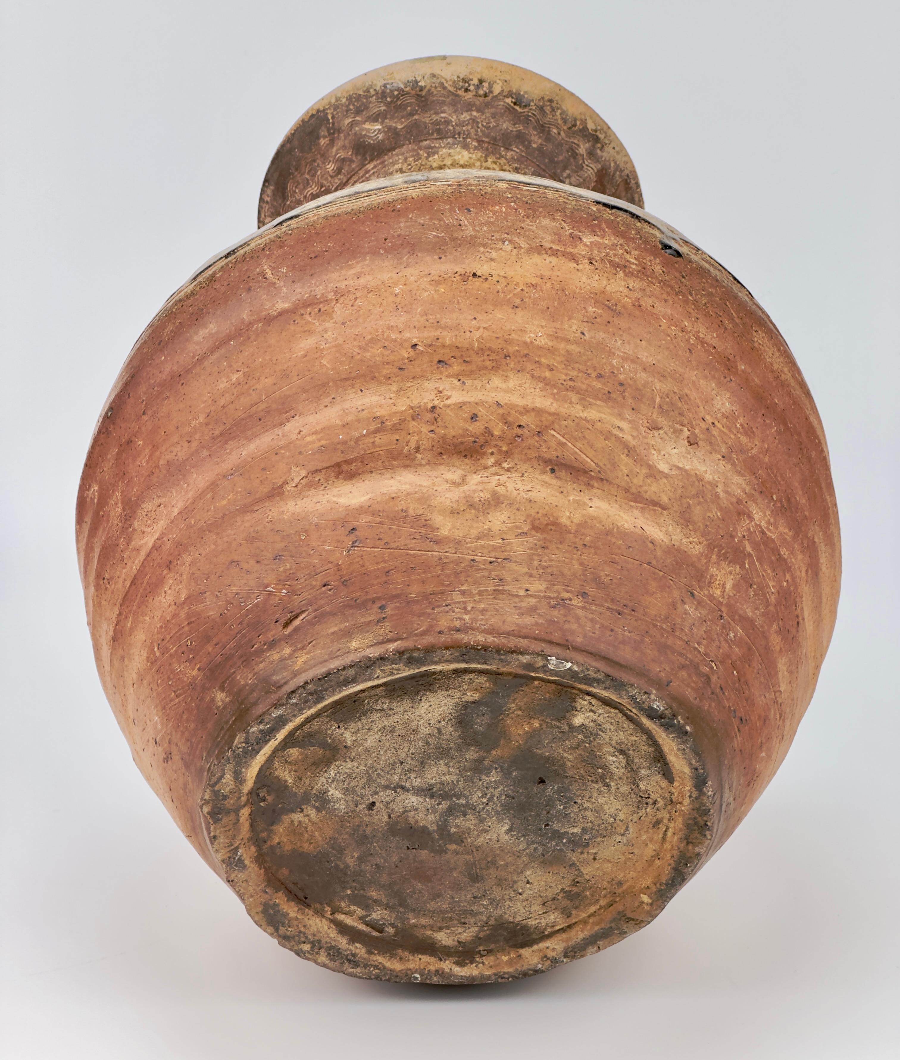A Green-Glazed Stoneware Jar (Hu Vessel), Han Dynasty For Sale 9