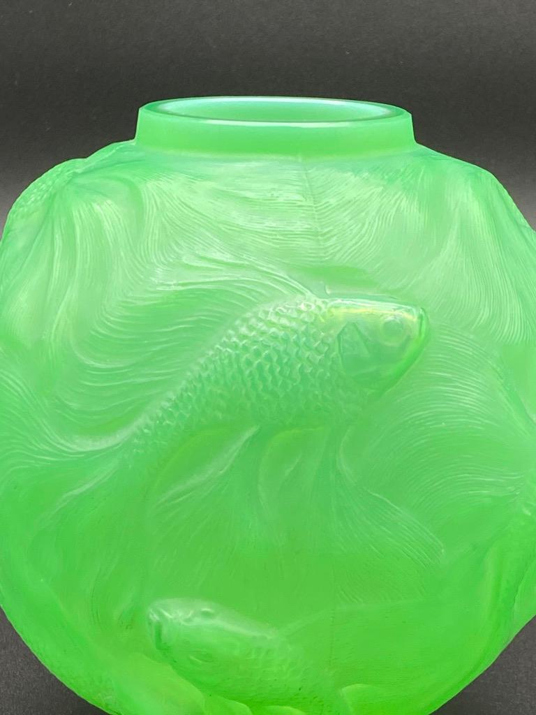 Green Jade Art Deco Formose Vase by R.Lalique In Excellent Condition In SAINT-OUEN-SUR-SEINE, FR