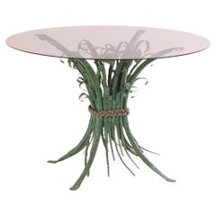 Table en fer et verre à feuilles vertes à la manière de la Maison Bagues, C.C. 1970.