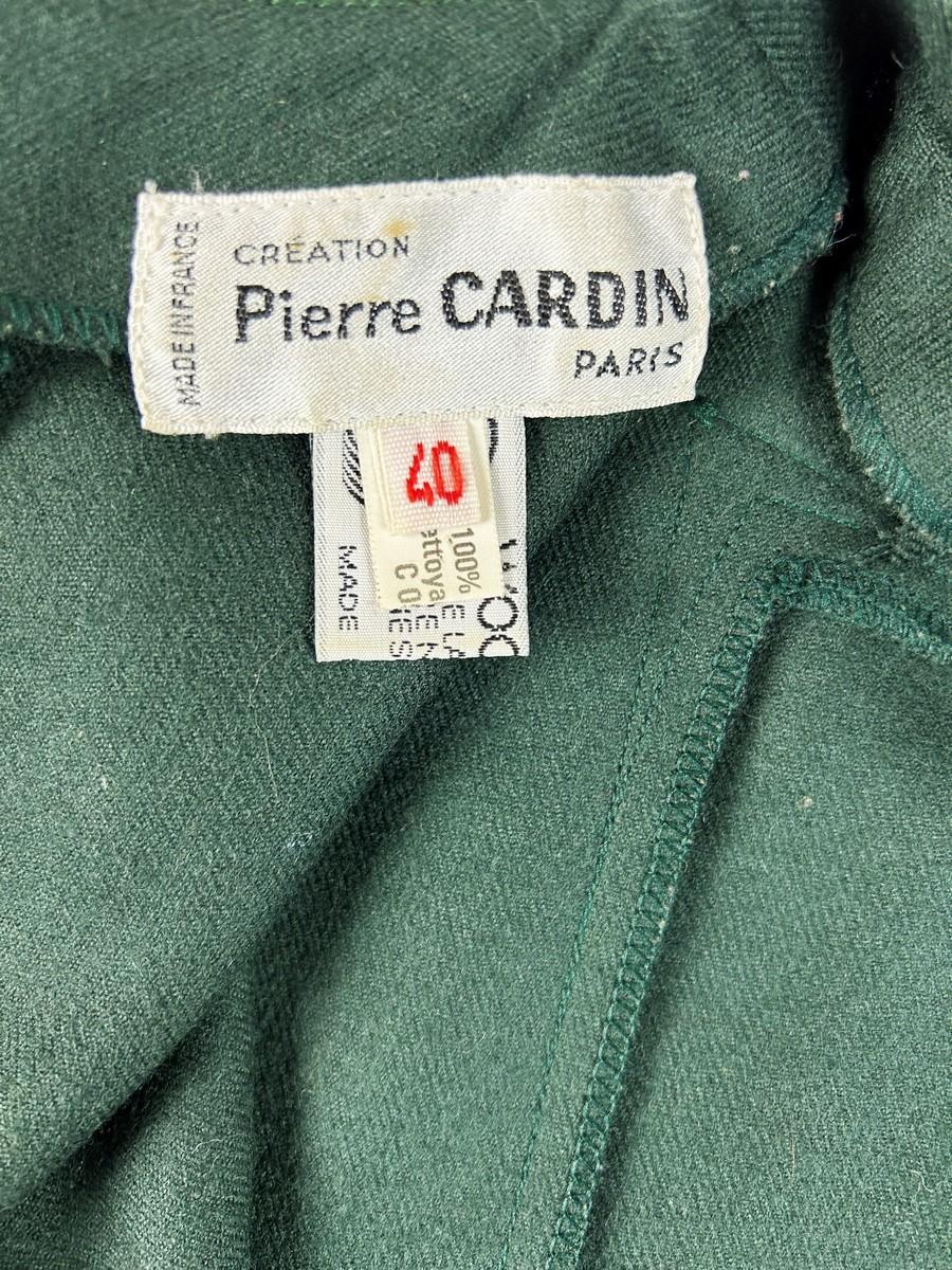 A green wool dress by Pierre Cardin - France Circa 1985 In Good Condition For Sale In Toulon, FR
