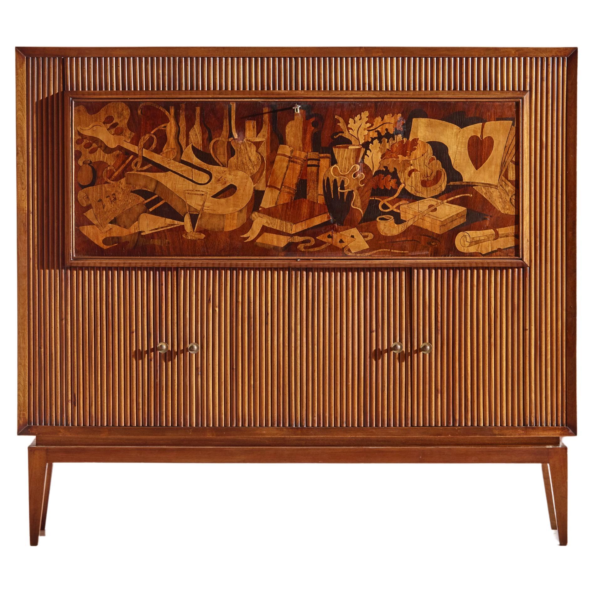 A grissinato bar cabinet with inlaid decors by Emanuale Rambaldi, Italy, 1930s For Sale