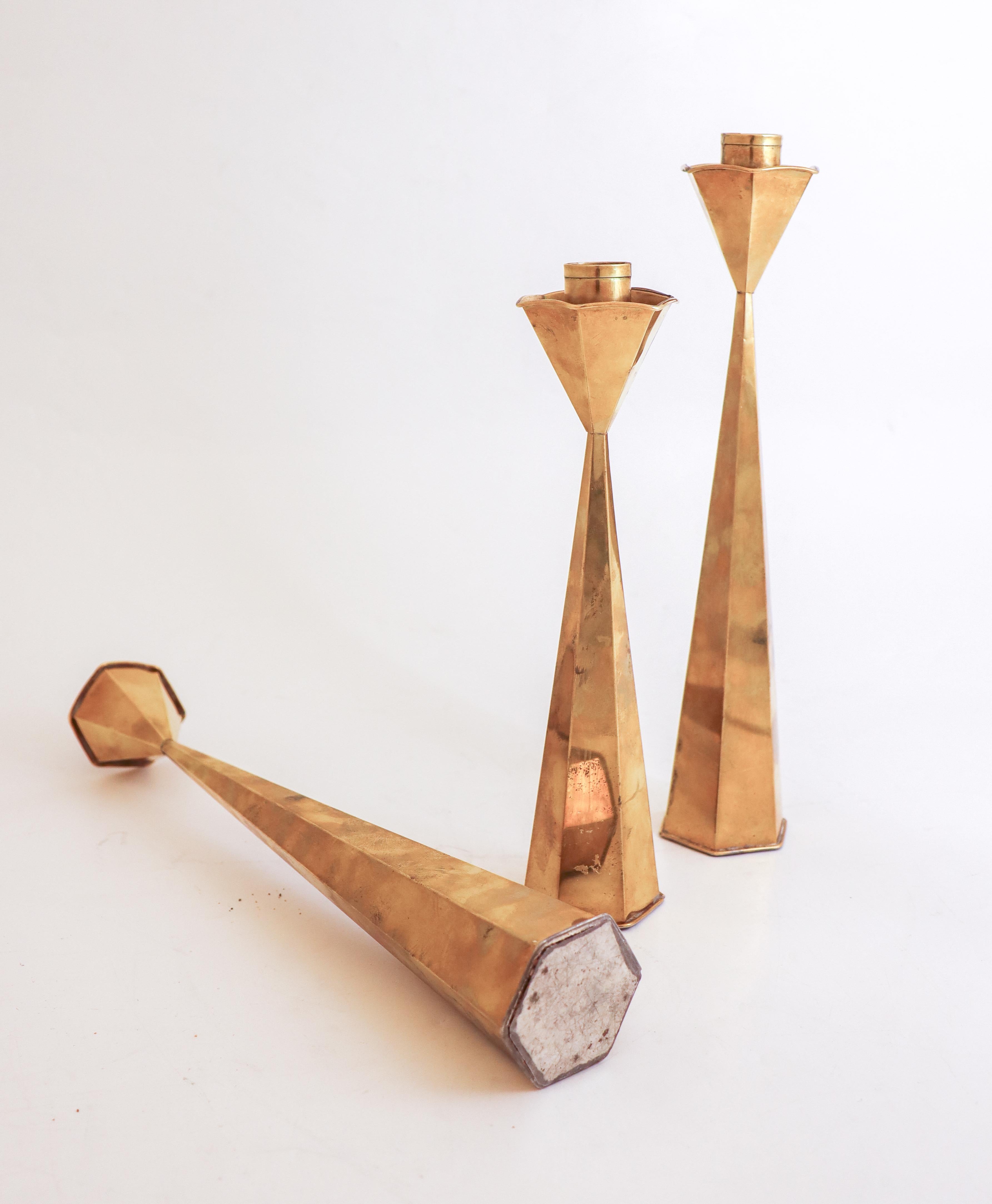 A group of 3 Candlesticks Brass - Sweden Mid century For Sale 1