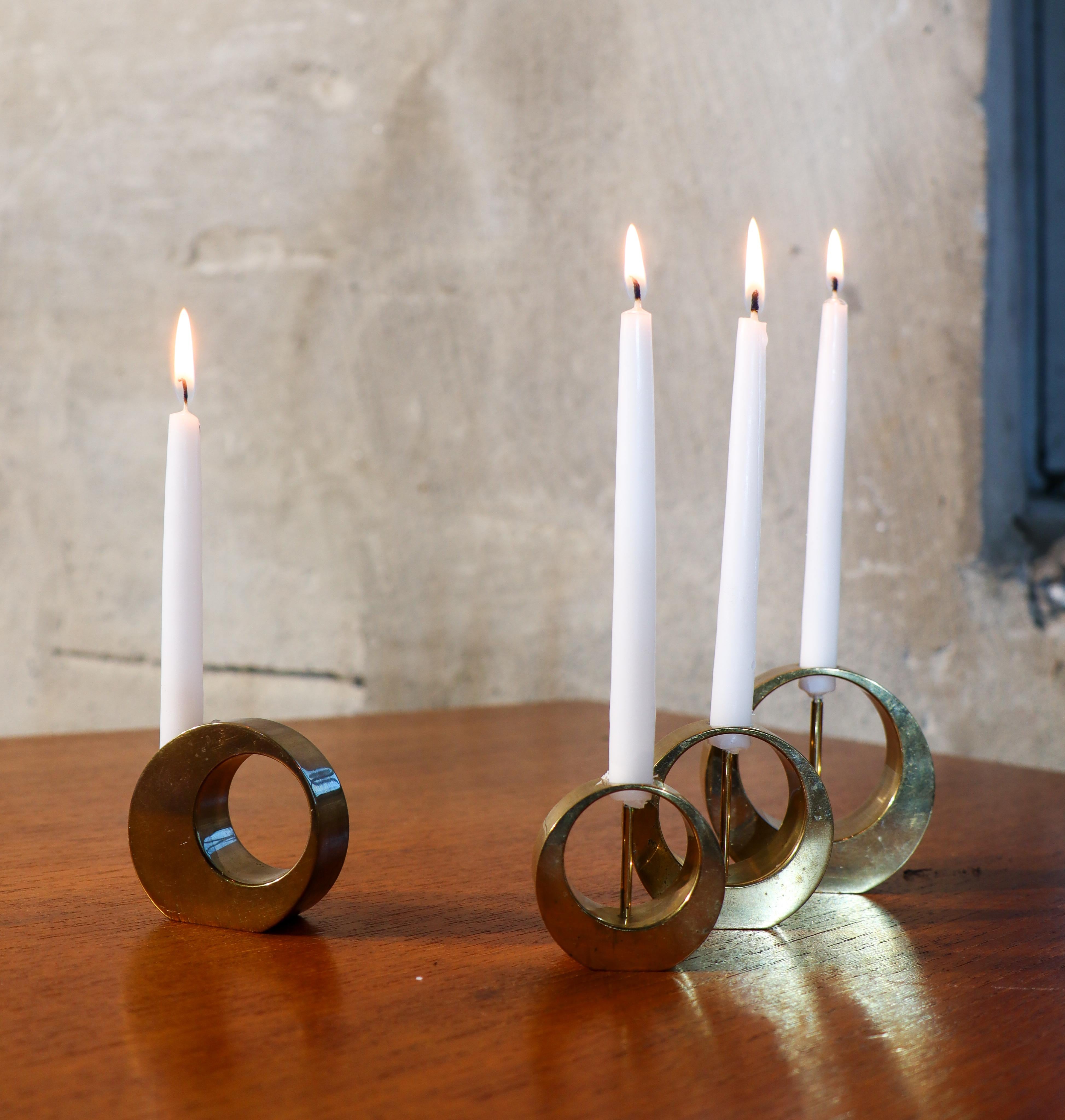 Fin du 20e siècle Groupe de 4 chandeliers - Laiton - Arthur Pe - Kolbäck Suède en vente