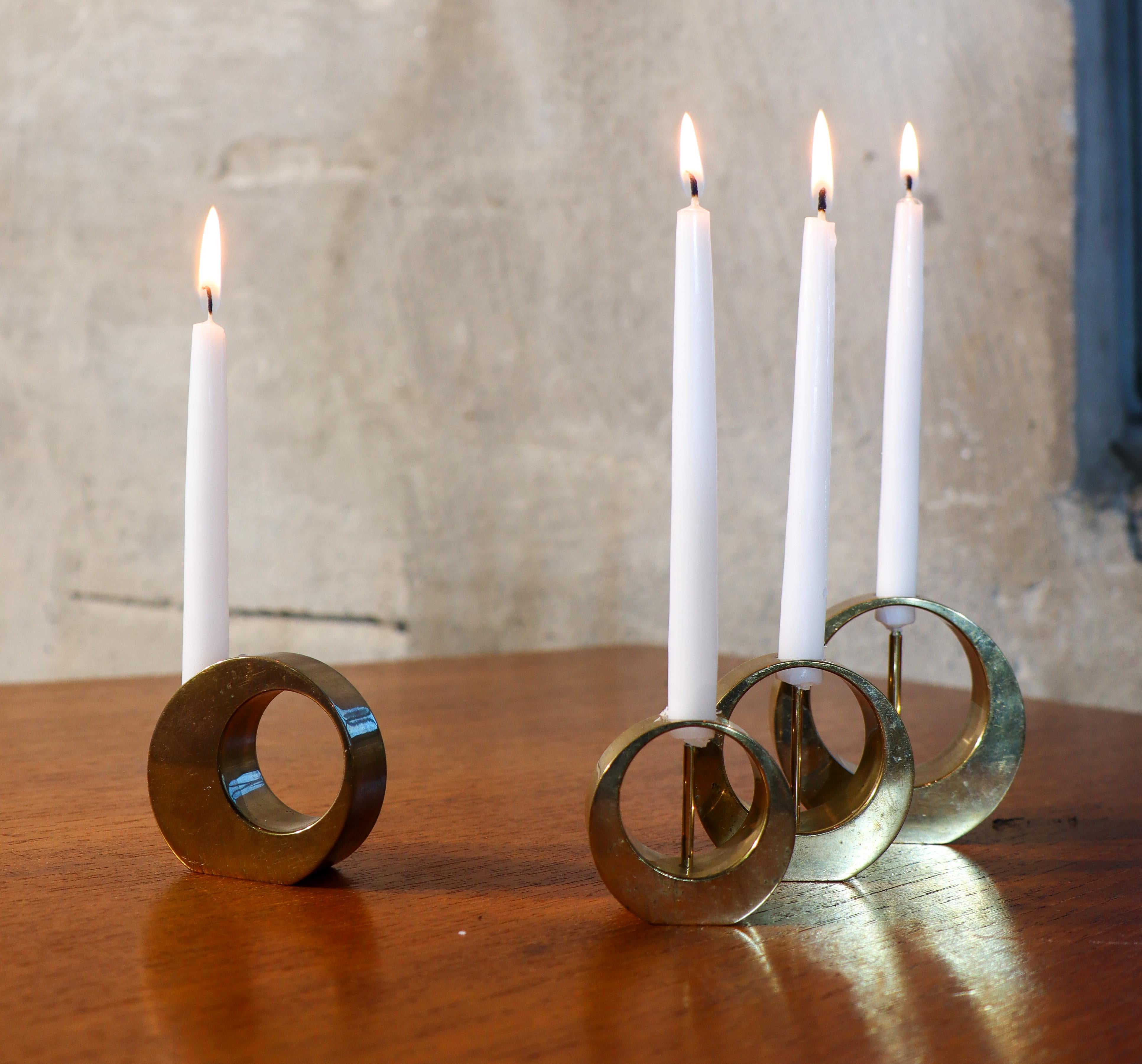 Groupe de 4 chandeliers - Laiton - Arthur Pe - Kolbäck Suède en vente 1