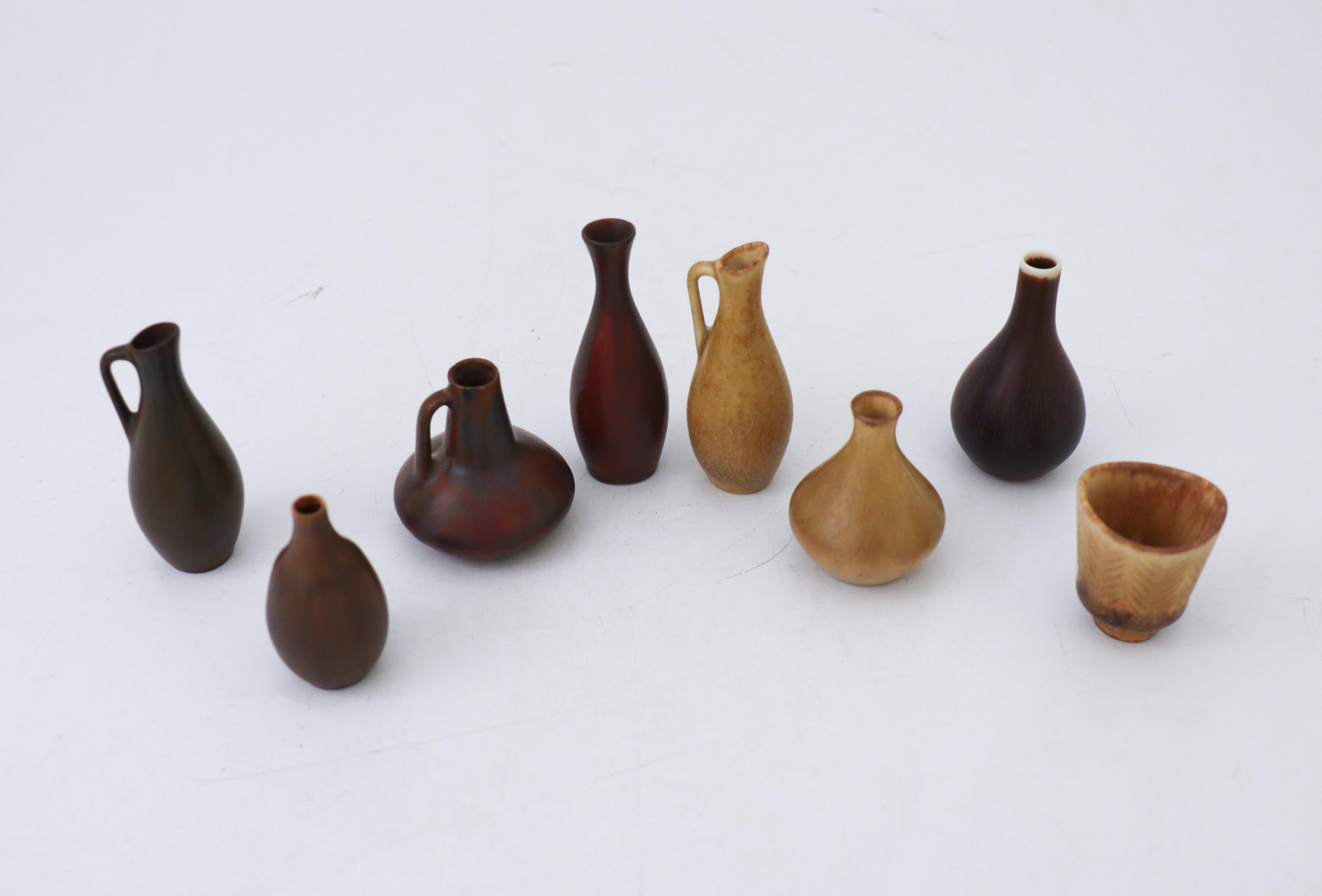 Suédois Groupe de 8 vases miniatures, Rrstrand, Carl-Harry Stlhane Vintage milieu de sicle en vente