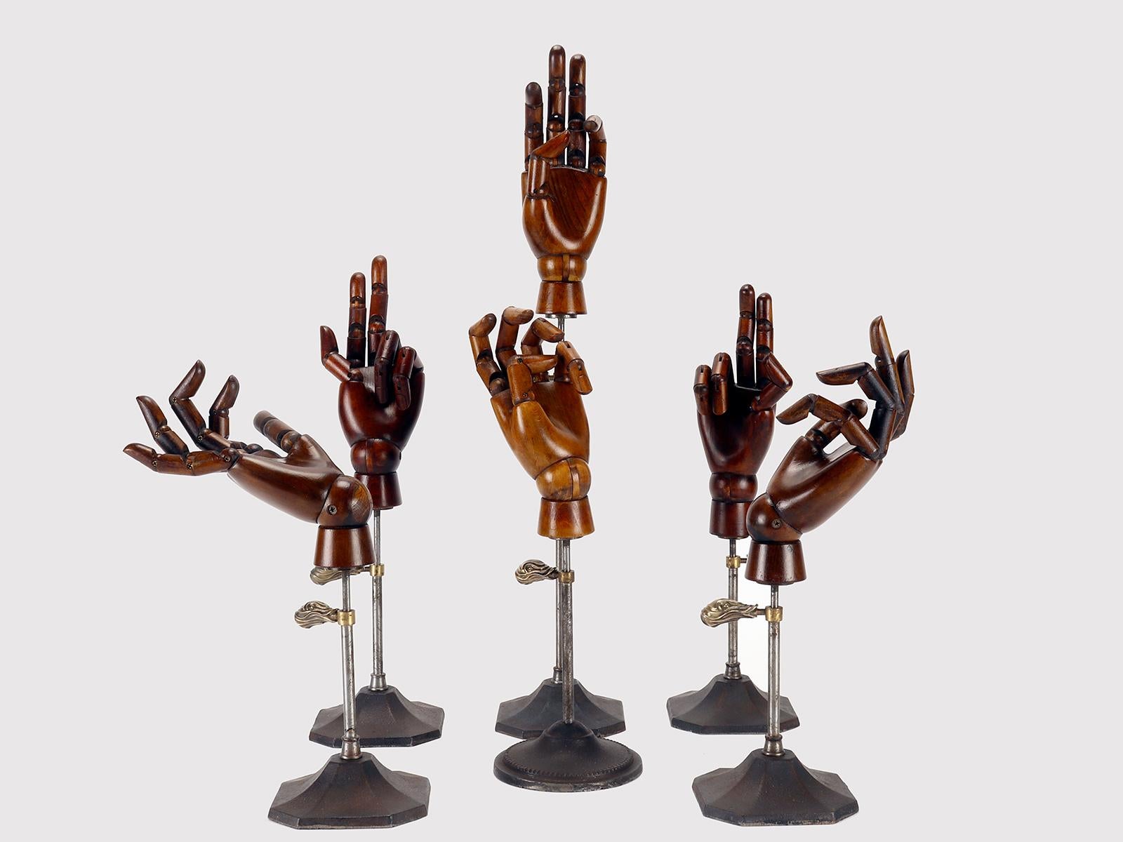 Group of Six Example of Wooden Articulated Dummie’s Hands. Italy, 1940.  For Sale 11