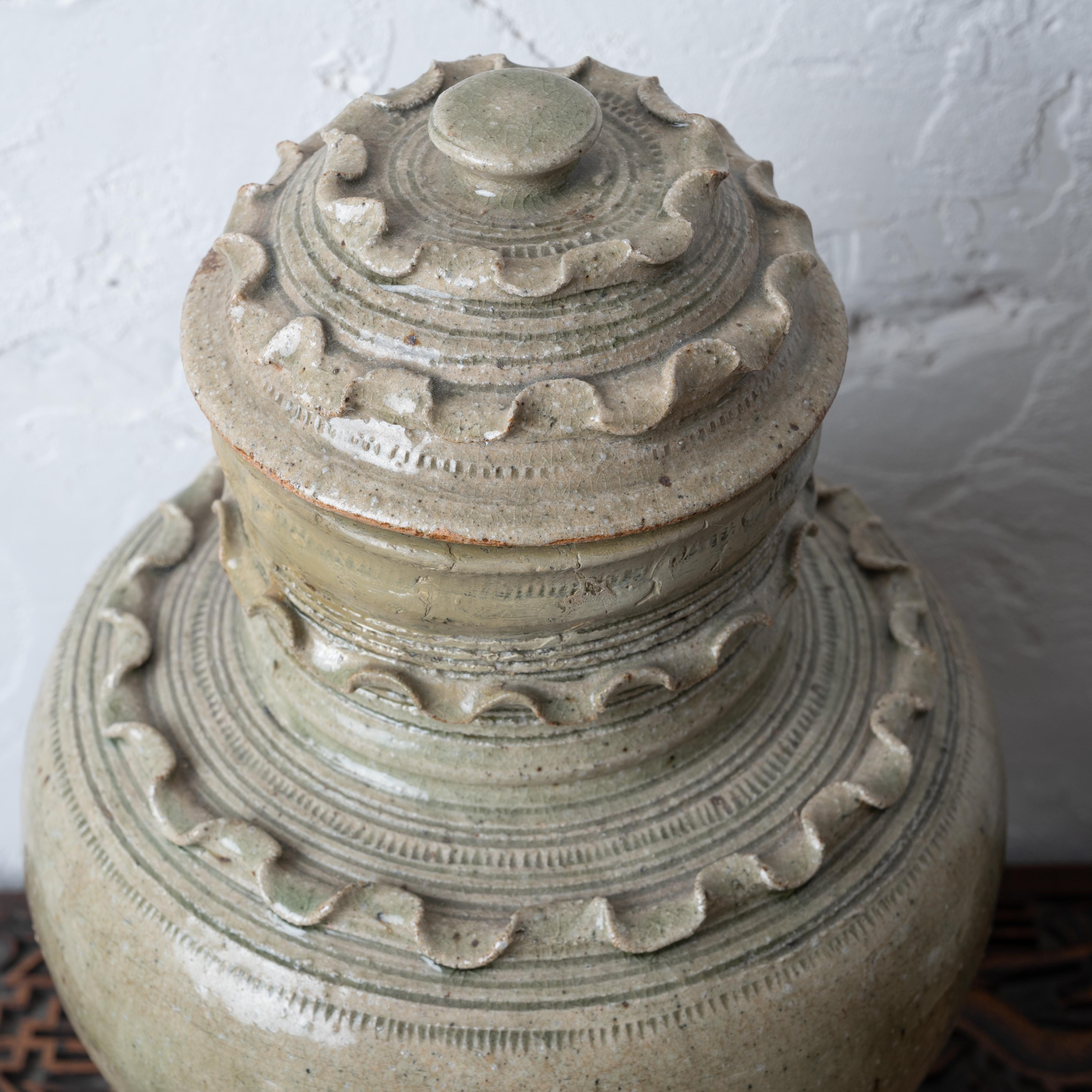 A Group of Thai Celadon Jars for Rosenthal-Netter, c.1960s For Sale 3