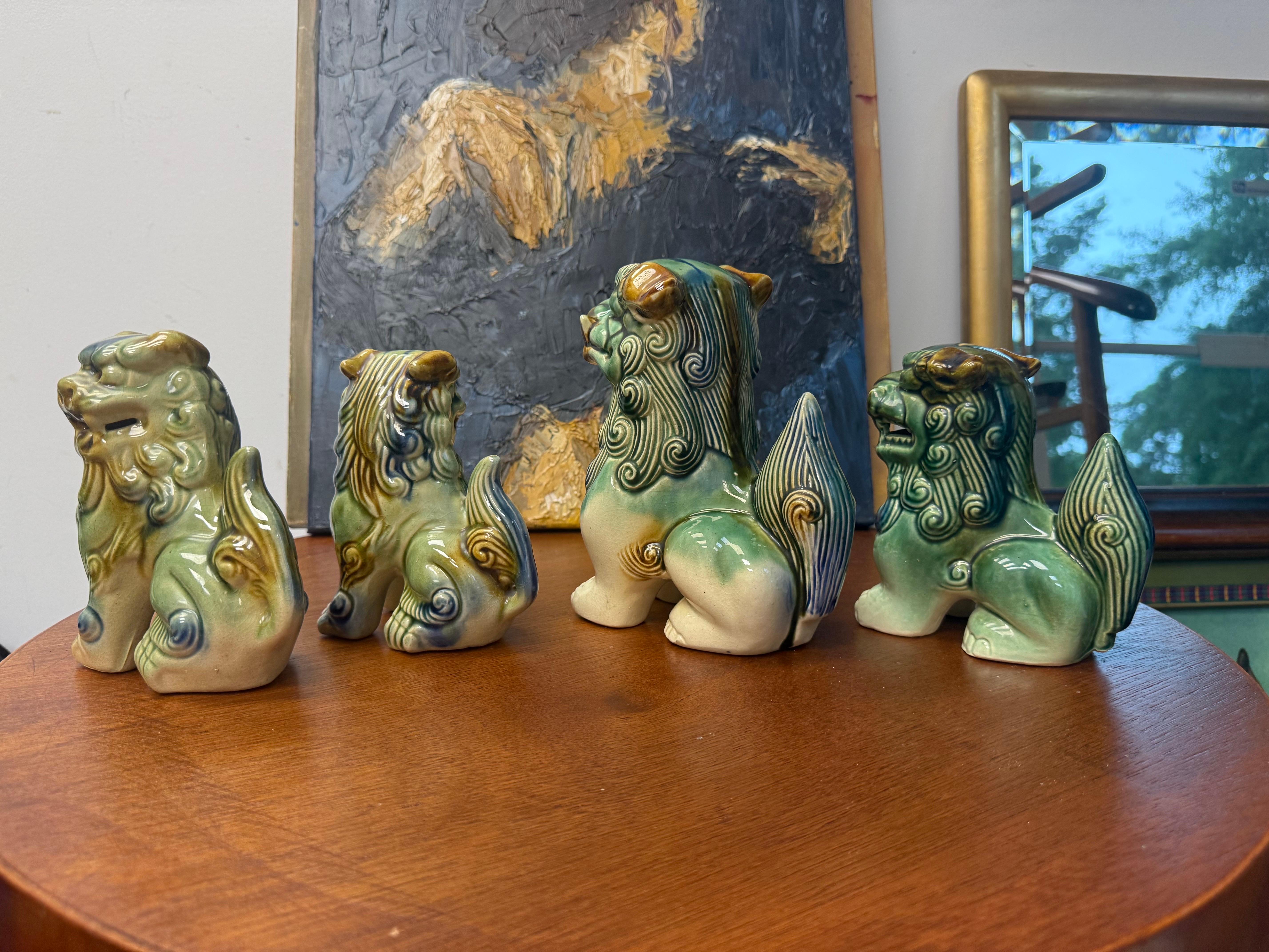 A Grouping of Mid-Century Ceramic Polychrome Foo Dogs - A Set of 4 For Sale 2