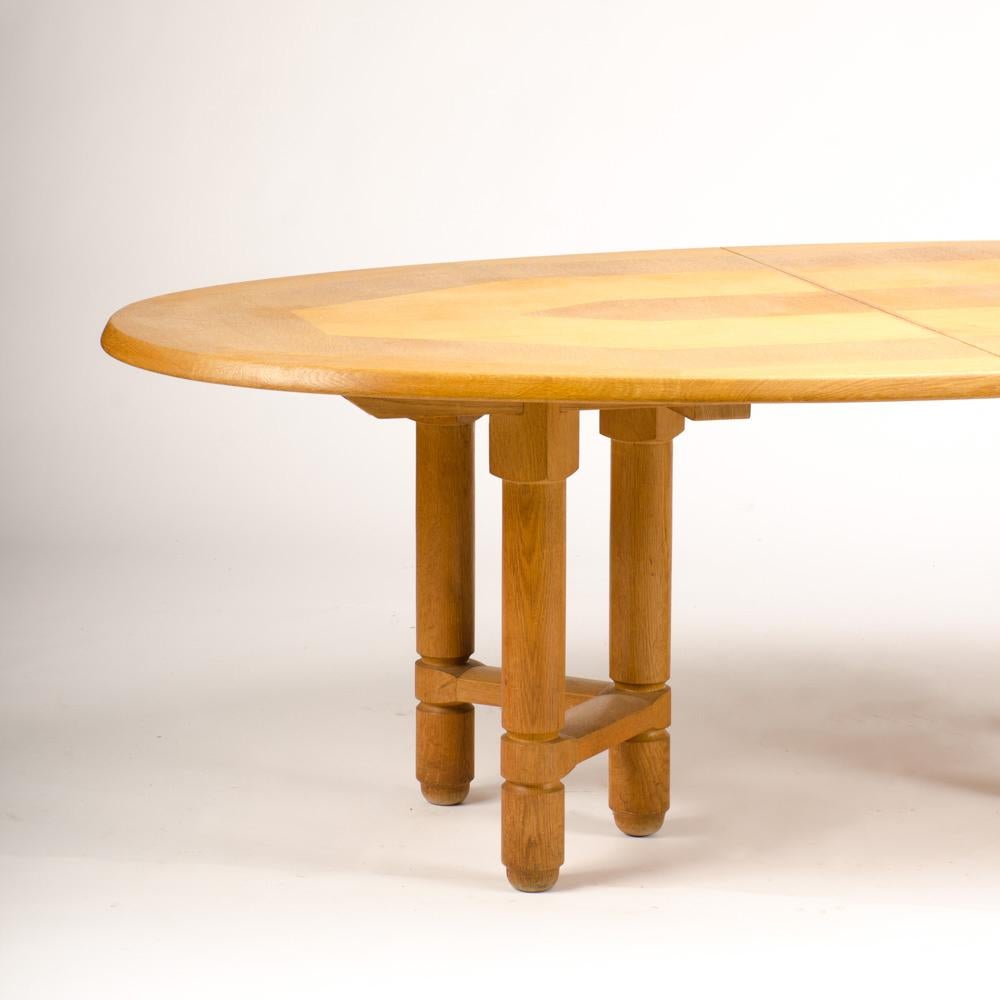 Mid-Century Modern Guillerme et Chambron Extendable Dining Room Table in Solid Oak, circa 1960