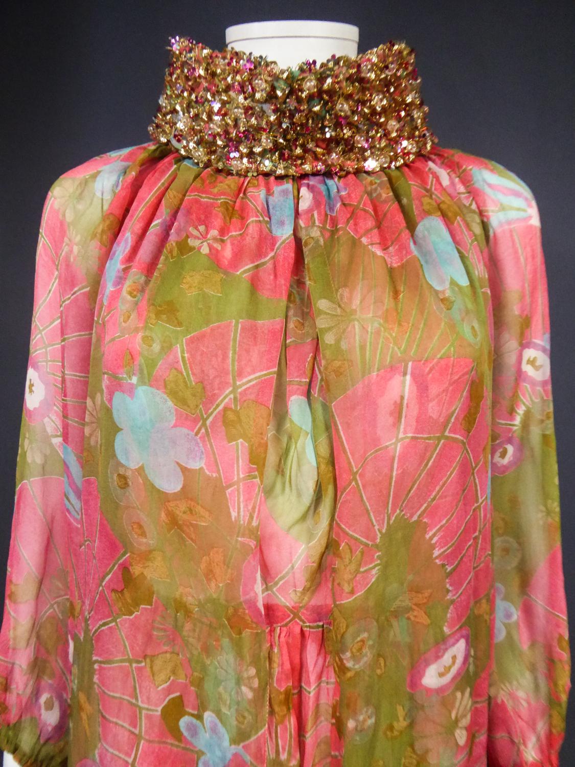 A Guy Laroche Set in Printed Silk Crepe - French Circa 1965 For Sale 3
