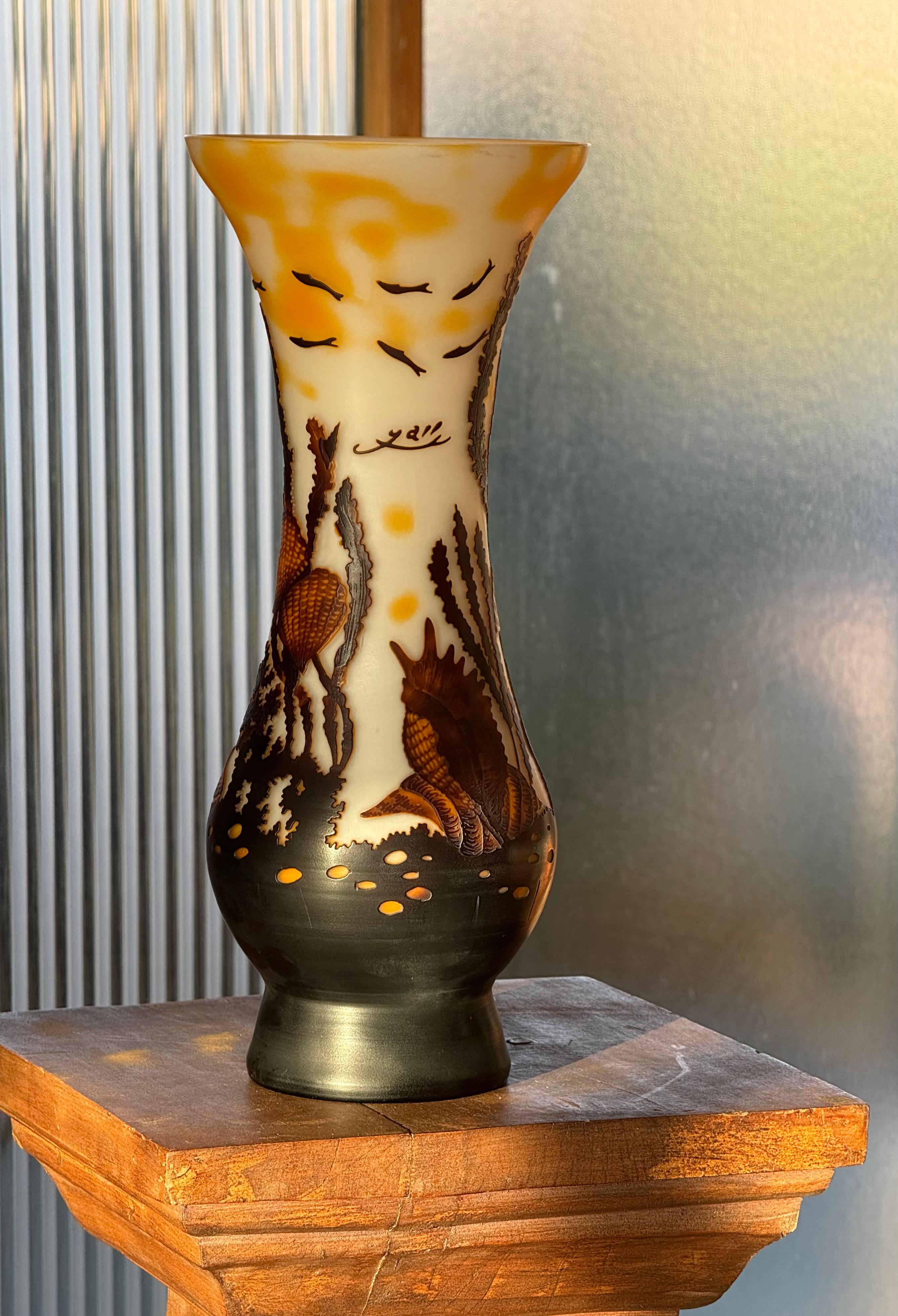 Art Glass A hand-blown vase with sea motif after Émile Gallé, 20th century For Sale