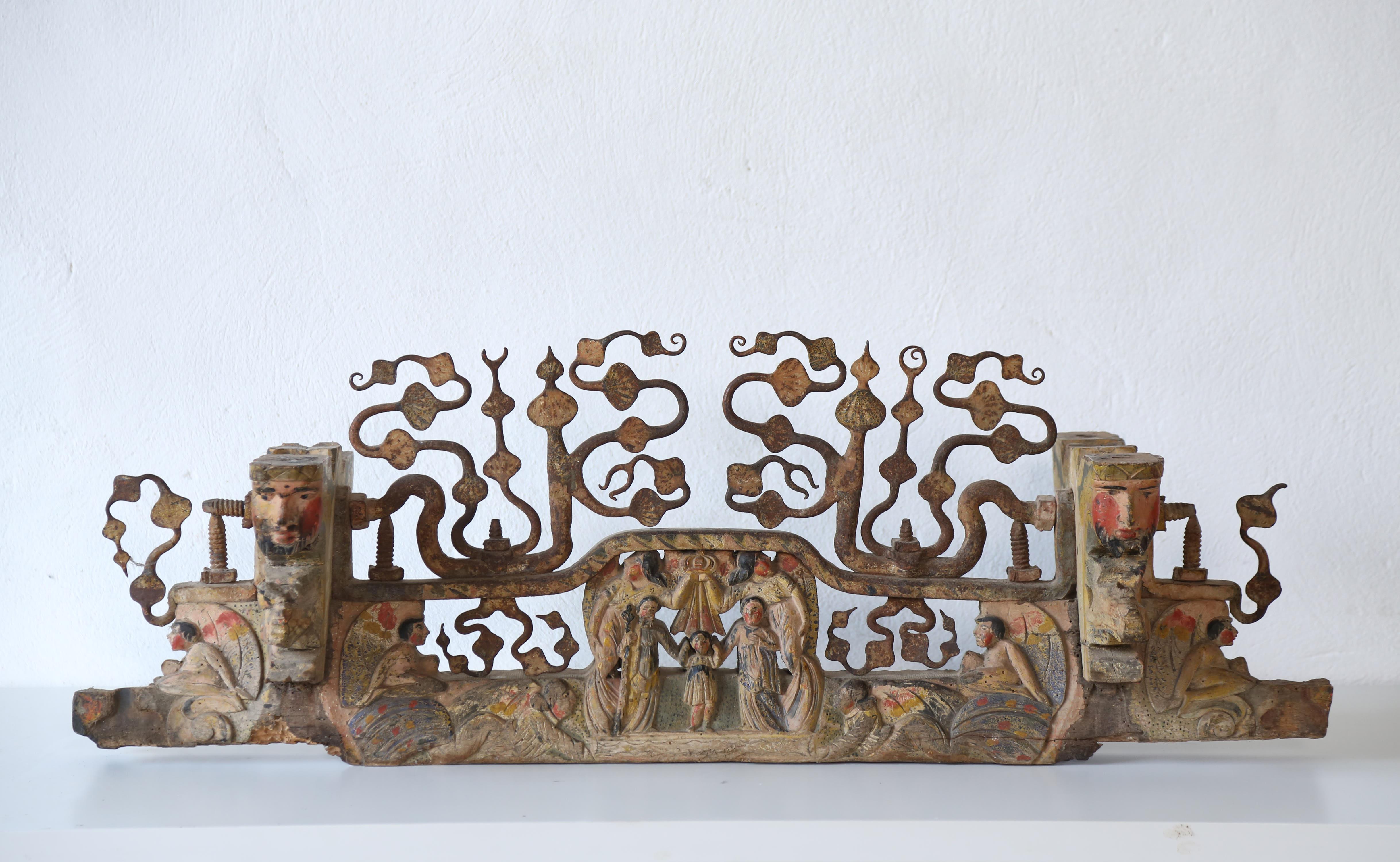 A Hand Crafted Carriage Piece, Palermo, Sicily, Italy, 19th Century For Sale 1