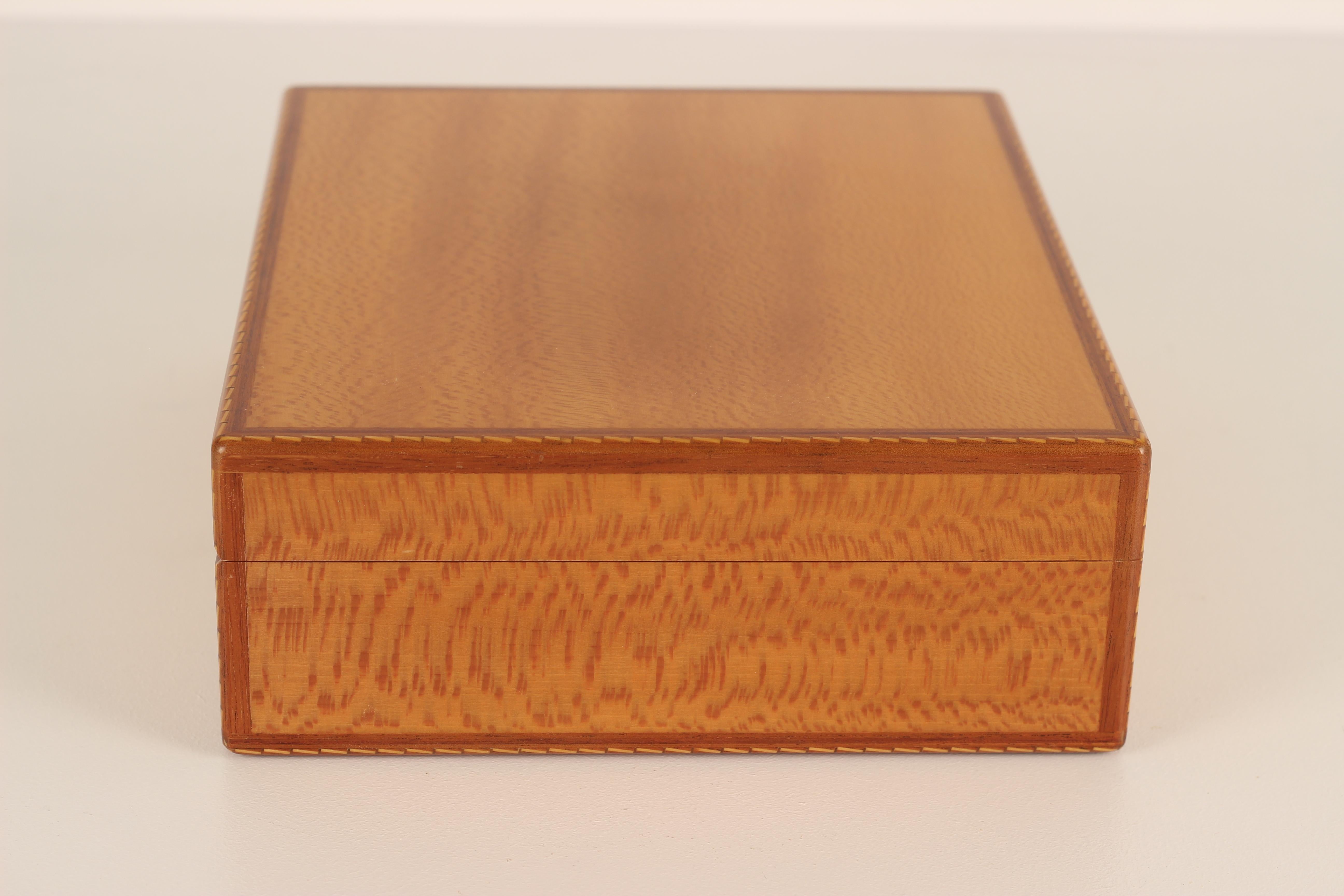 Hermès Humidor for Cigars Made 1980’s Hand Crafted Veneered and Marquetry 6