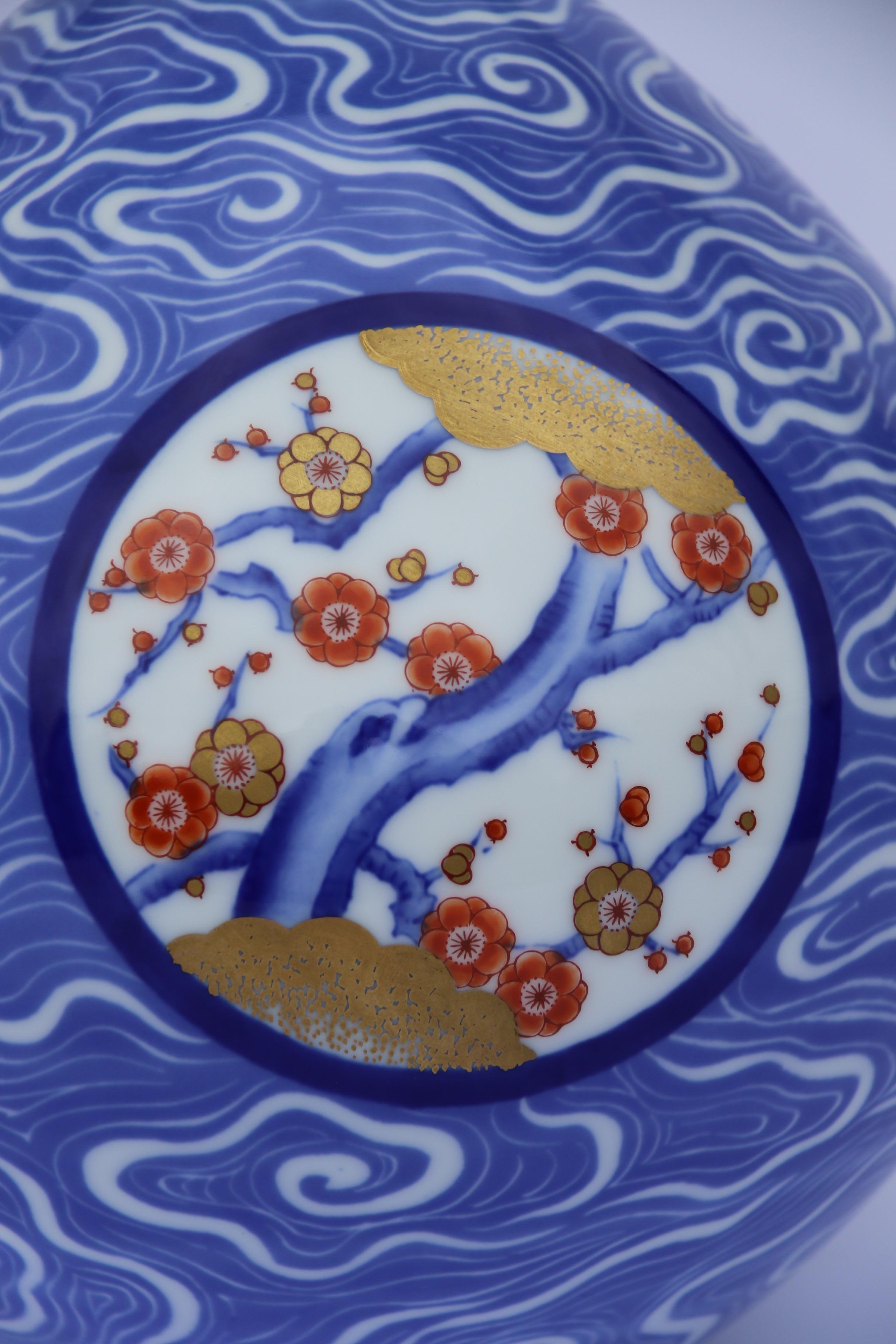 Eine handbemalte japanische Porzellanvase aus der Fukagawa-Fabrik, um 1930 im Angebot 5