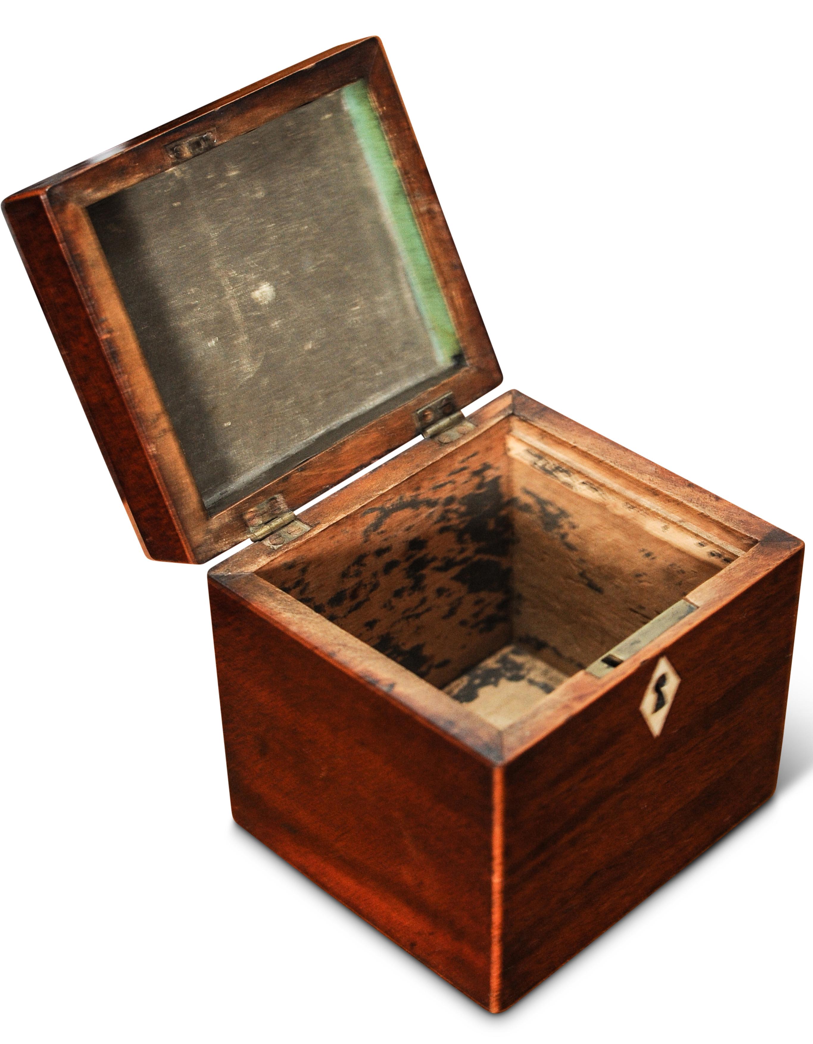 A Handmade Victorian Fruitwood & Inlay Tea Caddy In Good Condition For Sale In High Wycombe, GB