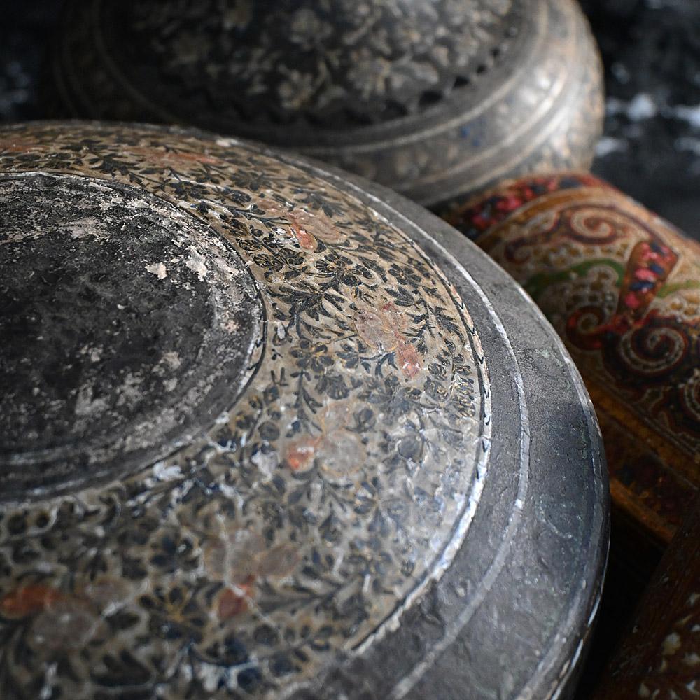 Handpicked Collection of Late 19th Century Papier Mache Kashmiri Objects For Sale 1