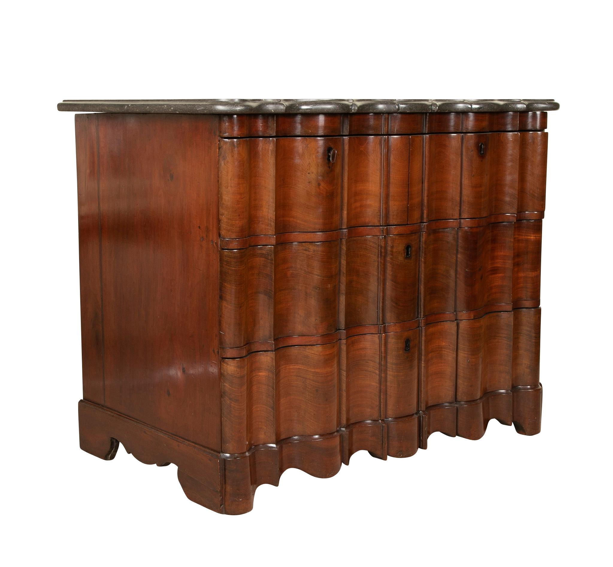Dutch Handsome Baroque Four-Drawer Walnut Chest with Original Shaped Marble Top For Sale