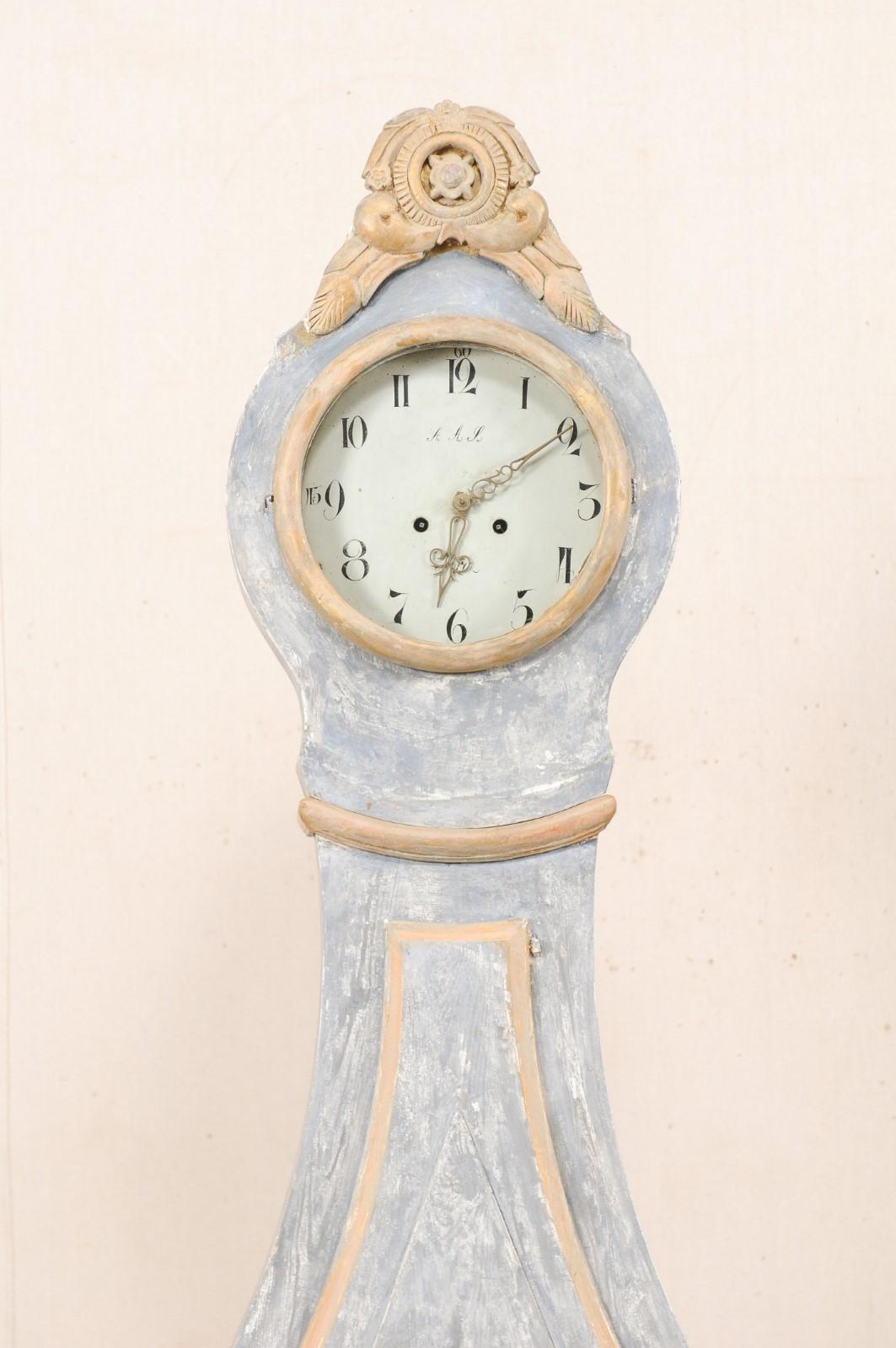 Handsome Early 19th Century Swedish Clock in a Soothing Blue/Gray Palette 1