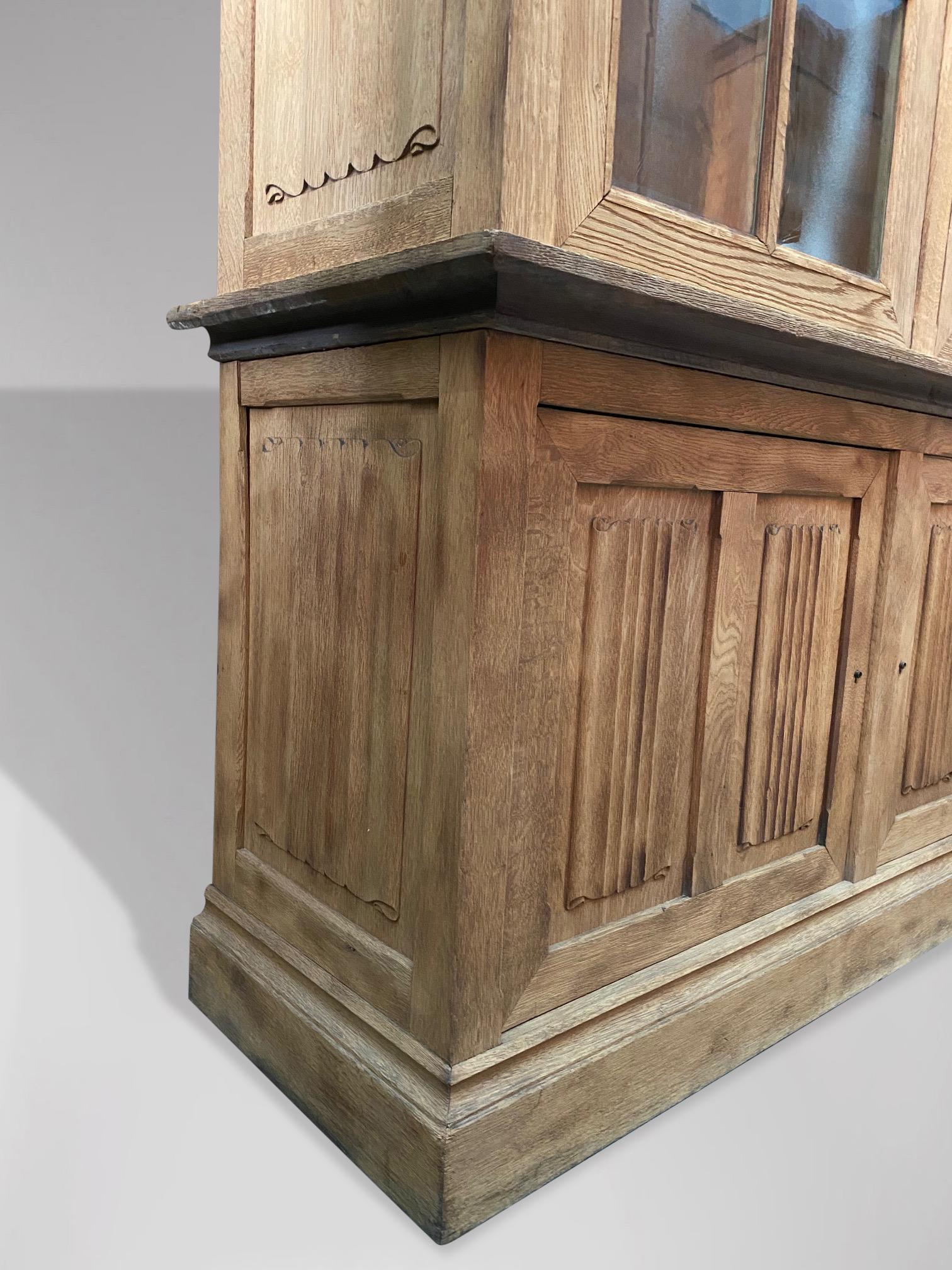 Handsome Pair of French 19th Century Linenfold Carved Oak Bookcase Cabinets 1