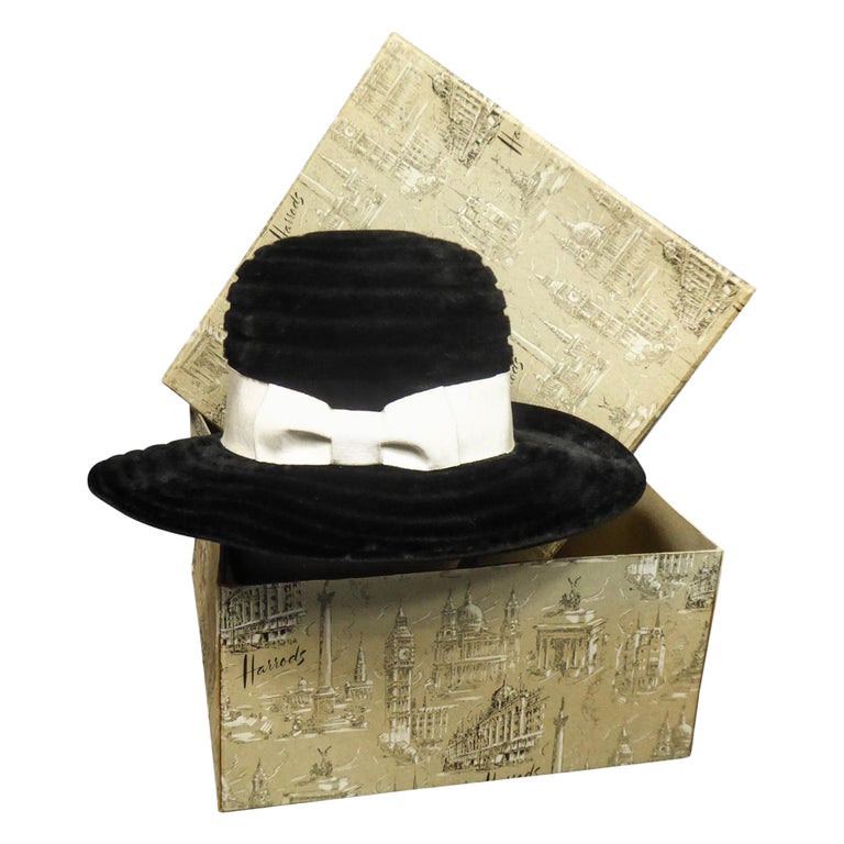 Vintage 1960s Wide Brim Black Hat by Atelier Lucas London Velour Felt Ladies S Atelier Lucas London | Accessories | Vintage 96s Wide Brim  main image 2
