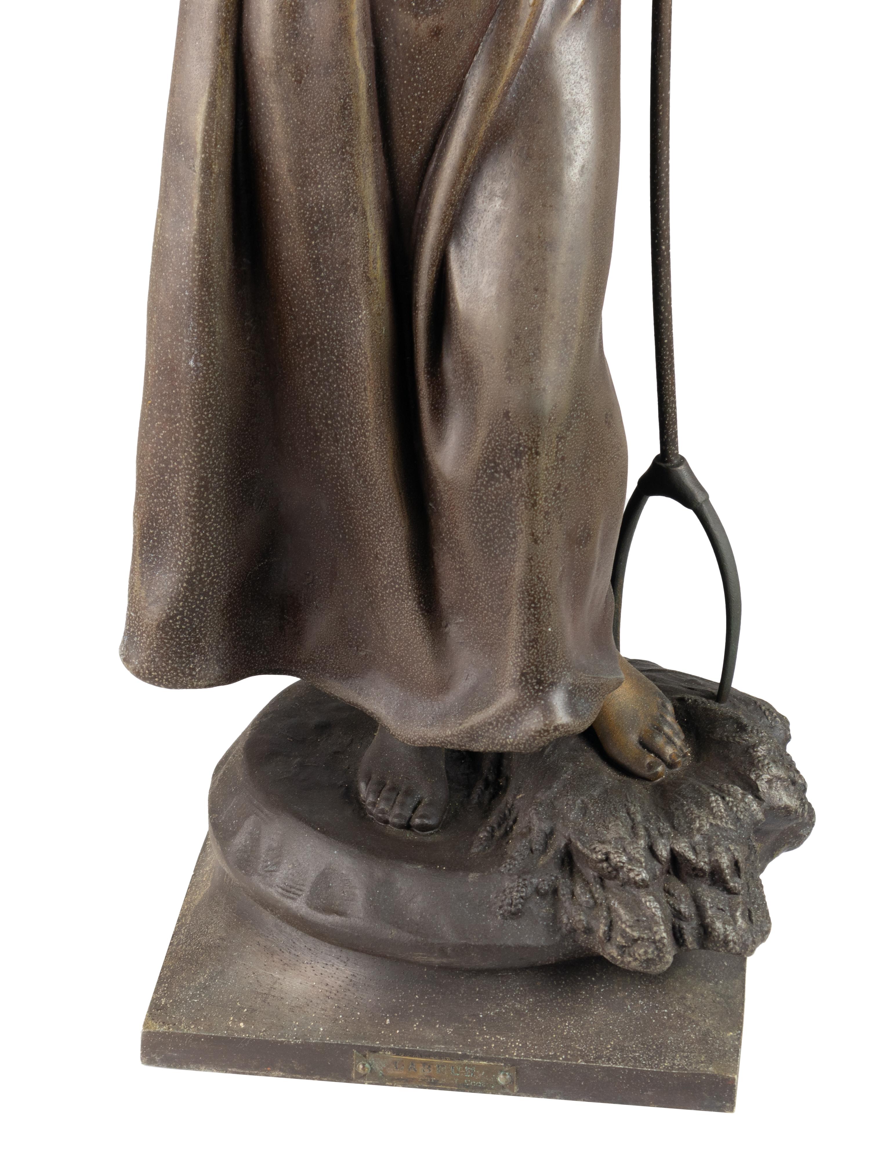 Statua della ragazza che raccoglie di A . J . Scotte (1885-1905) in vendita 2
