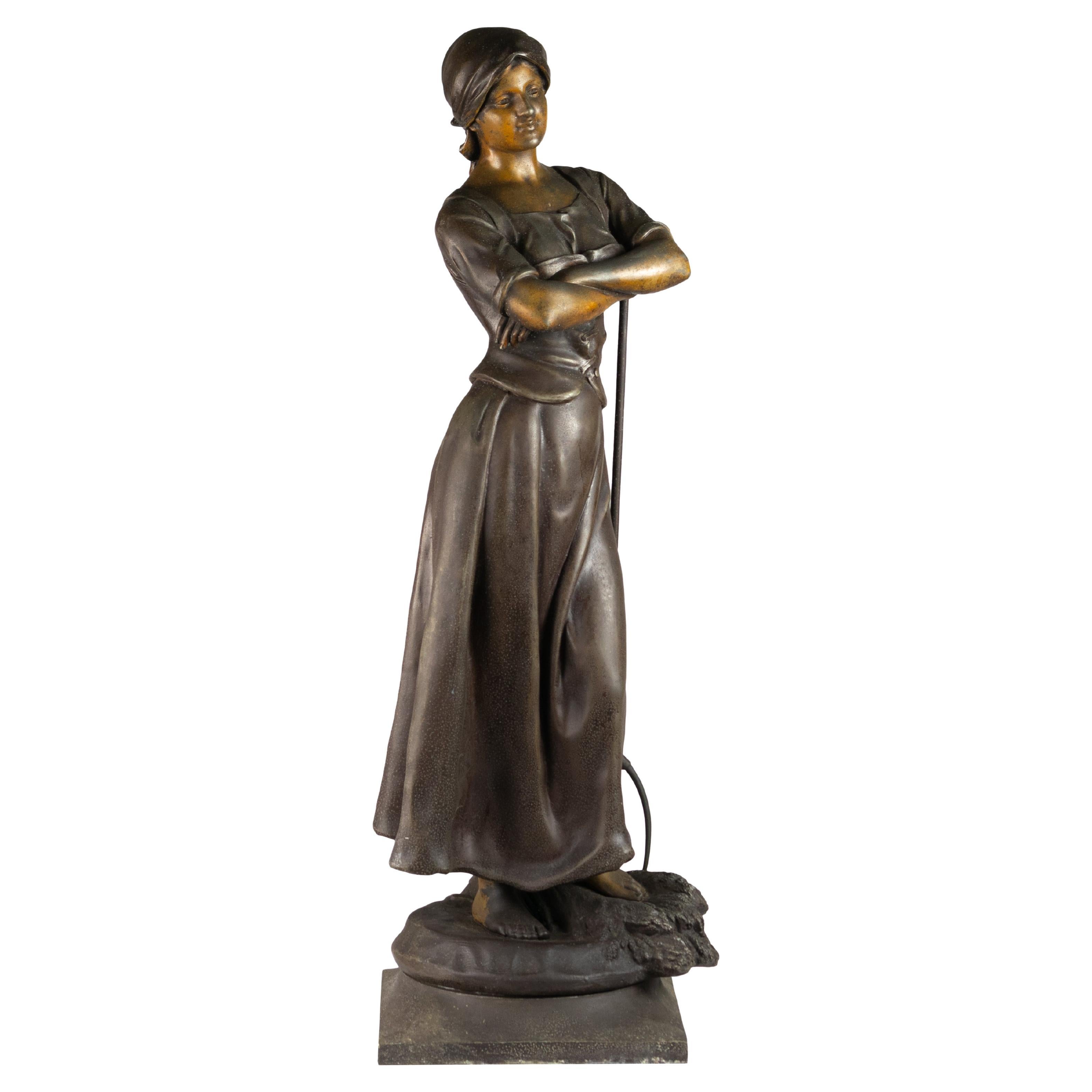 Statua della ragazza che raccoglie di A . J . Scotte (1885-1905) in vendita