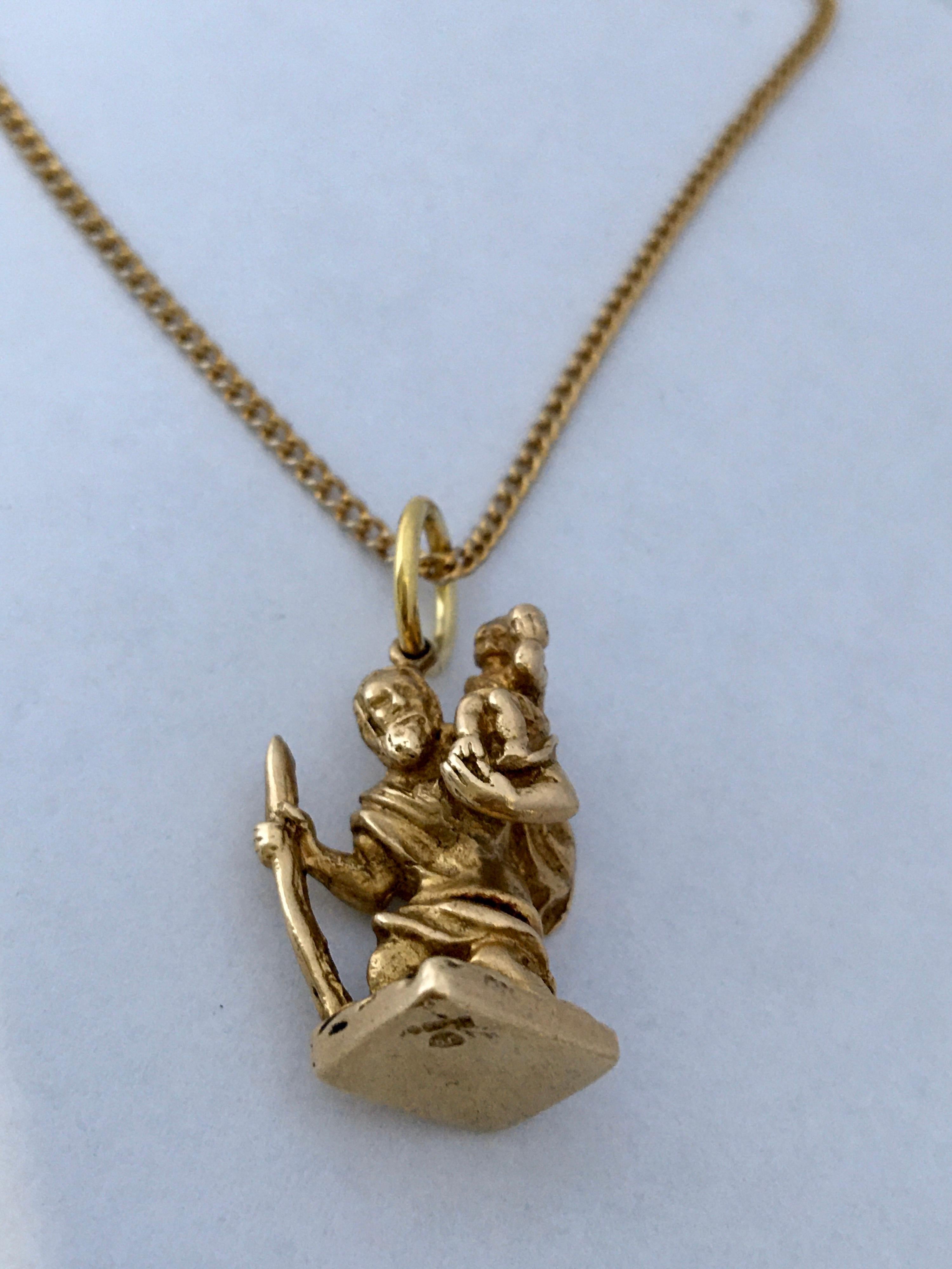 9 Karat Gold Vintage Handcrafted Figure 