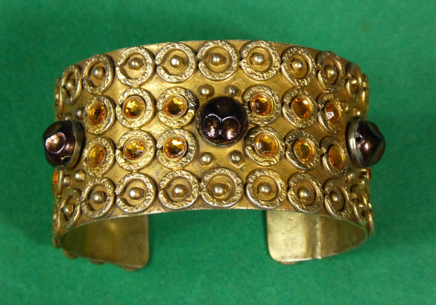 A Henry Perichon Bracelet in Brass and Pearls for Haute Couture Circa 1960 For Sale 1