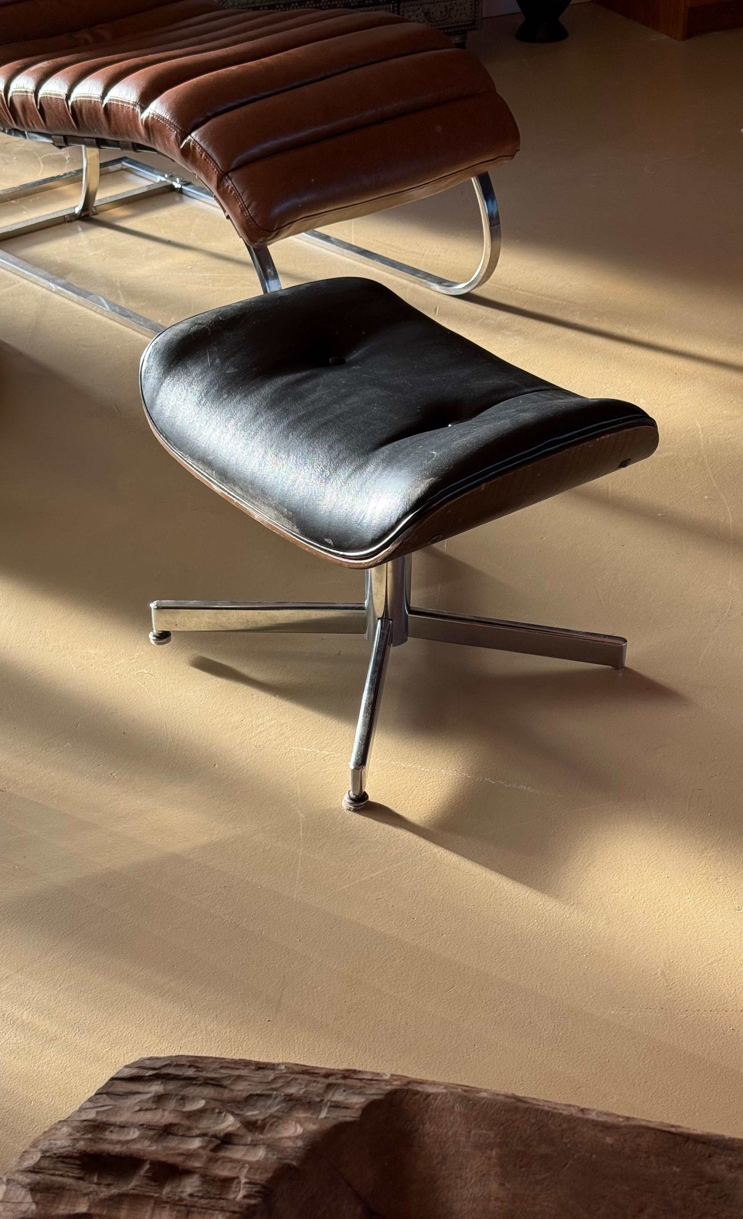 Tabouret de style Eames de Herman Miller, milieu du 20e siècle en vente 13