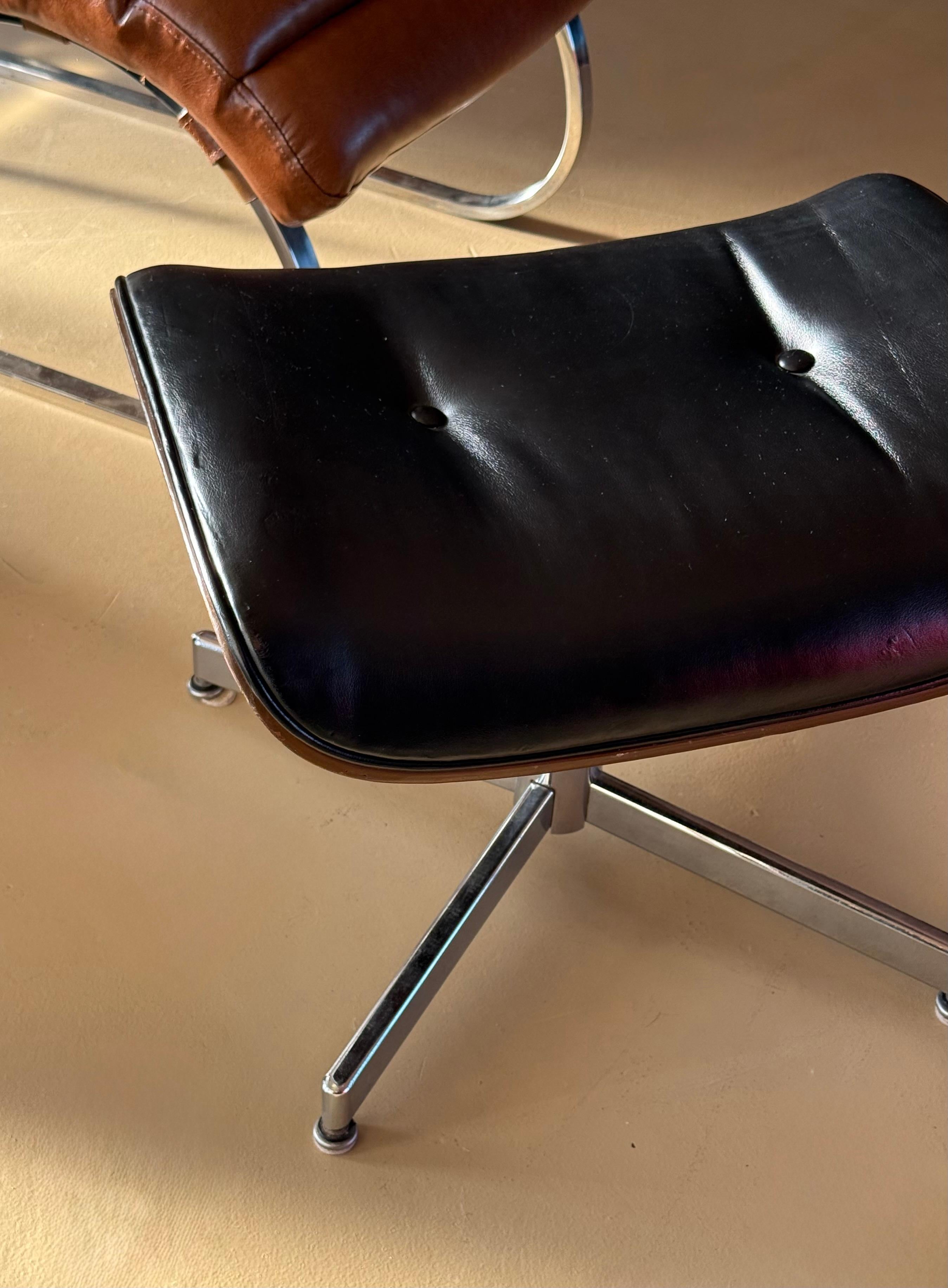 Tabouret de style Eames de Herman Miller, milieu du 20e siècle Bon état - En vente à View Park, CA
