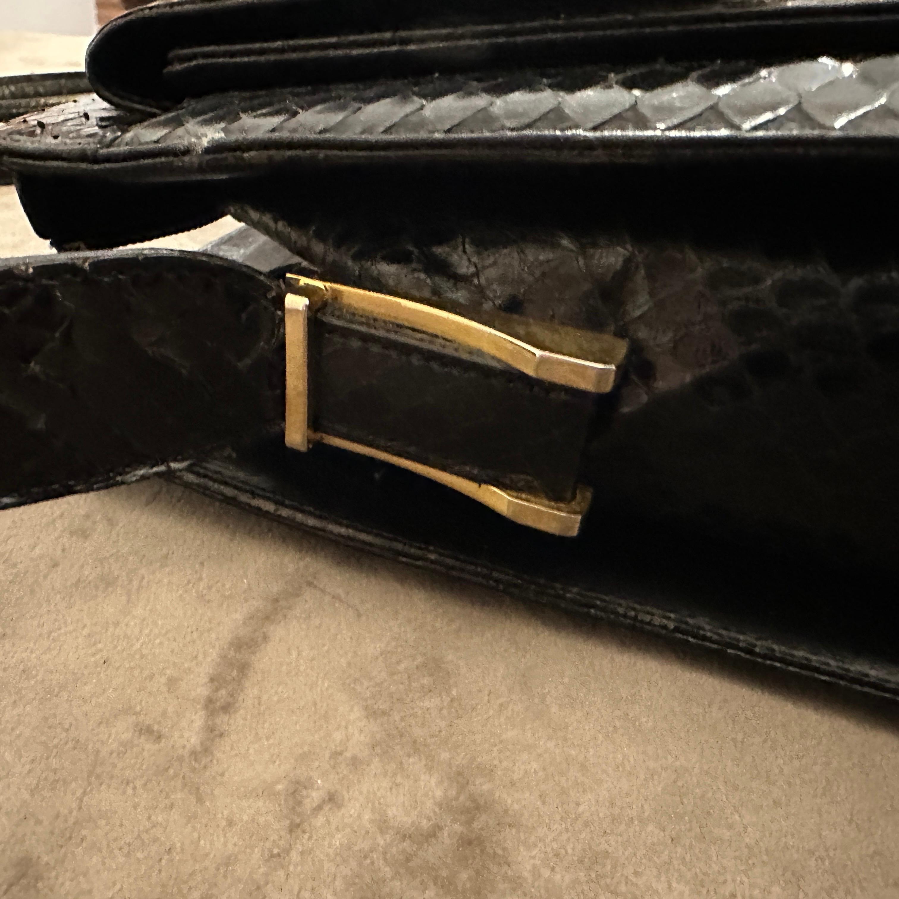 Women's A high Quality 1950s Vintage Brown Leather Italian Evening Bag by Salvati For Sale