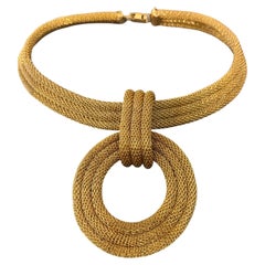 A high Quality Vintage Costume Jewelry Gilded Metal Italian Necklace