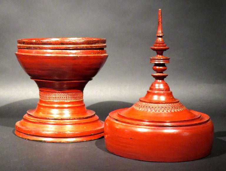 Burmese Red Lacquer Teak Bowl - Ca 1920 Burmese Red Lacquer Teak Bowl - Ca 1920