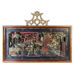 Panel de madera dorado y lacado chino de gran relieve decorativo S. XIX
