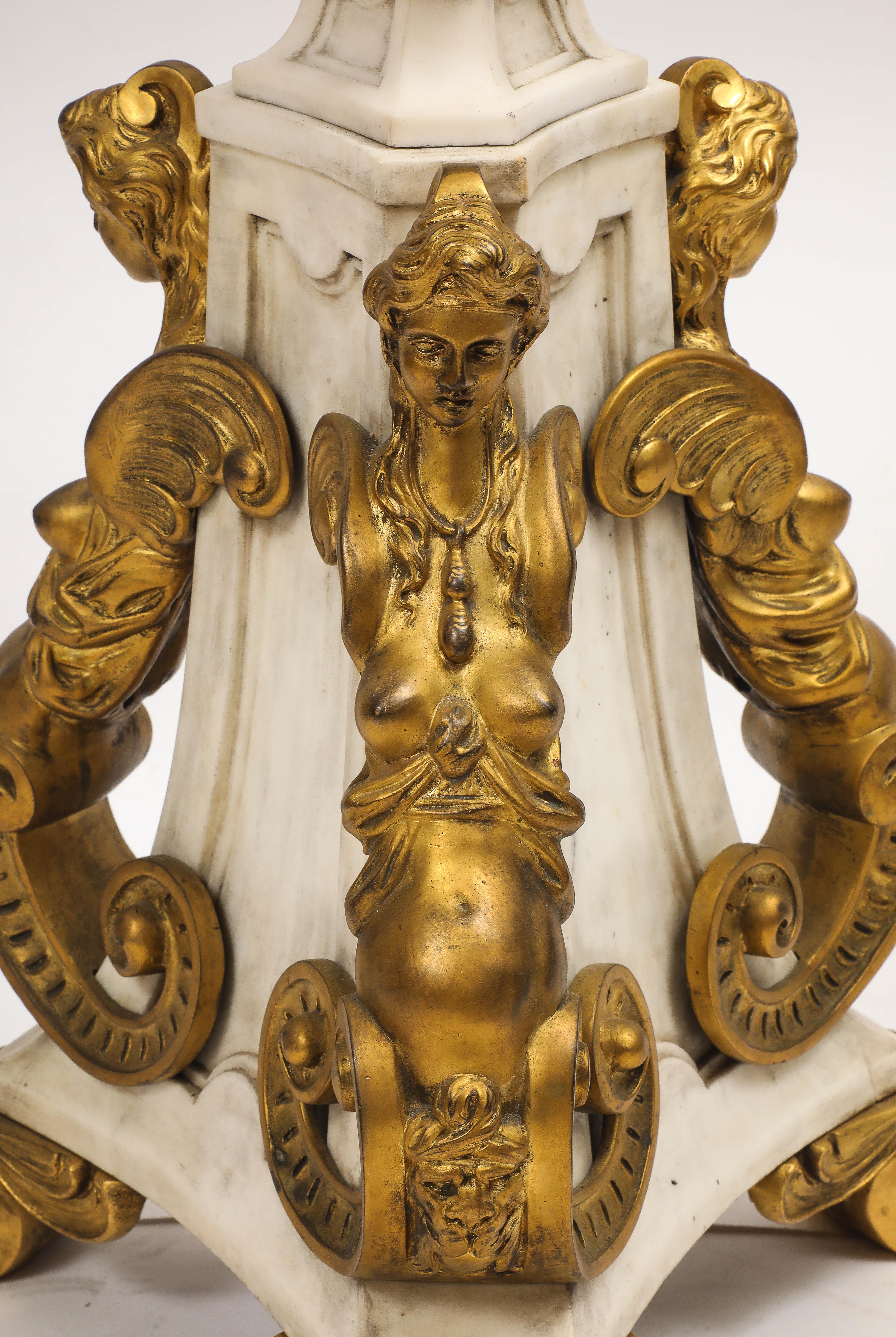 Eine sehr wichtige Caldwell Ormolu montiert Cararra Marmor figurale Stehlampe im Angebot 5
