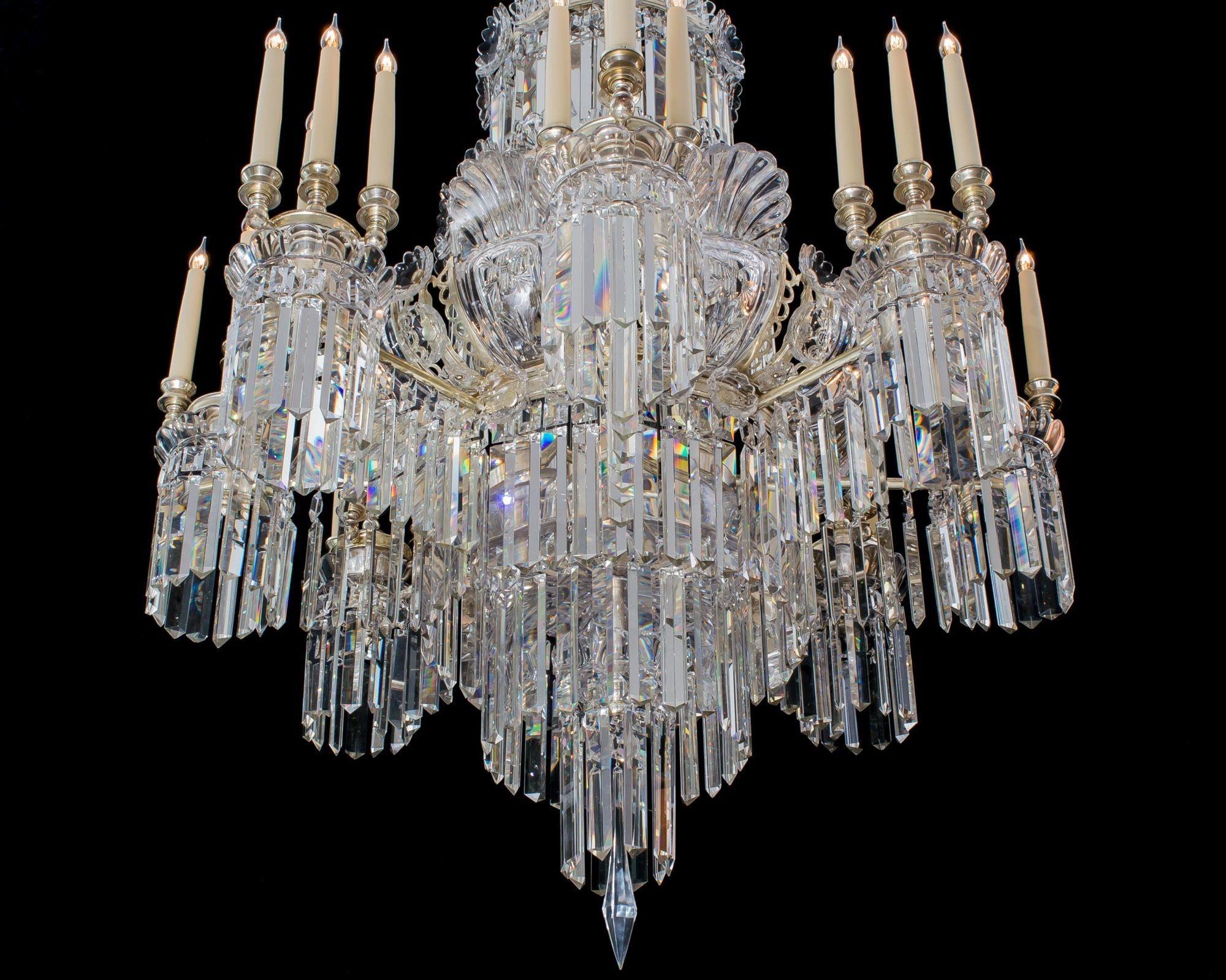 XIX secolo Un importante lampadario di cristallo di Cornelius & Baker in vendita