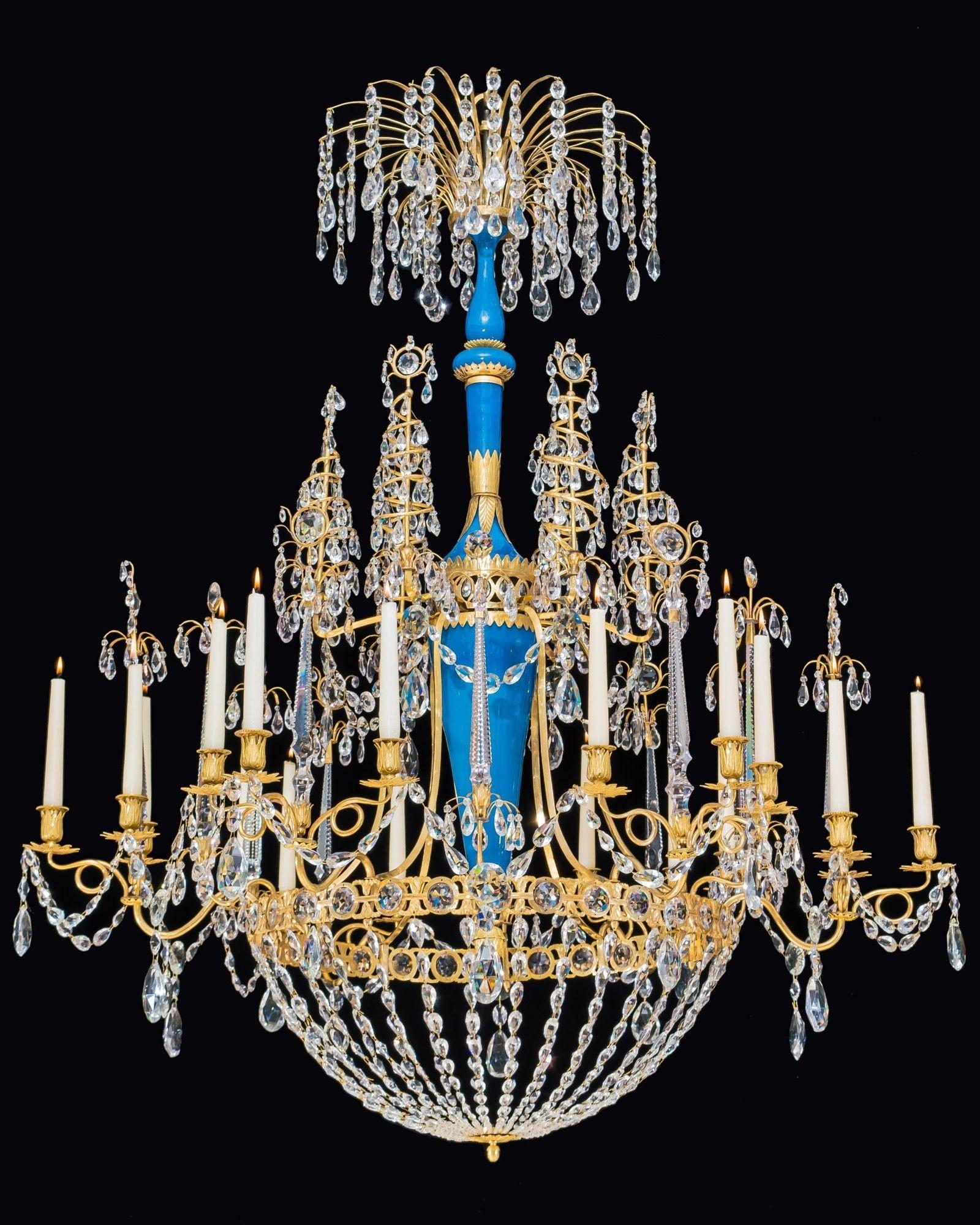 A Highly Important Russian Chandelier Attributed To Johann Zekh In Good Condition For Sale In Steyning, West sussex