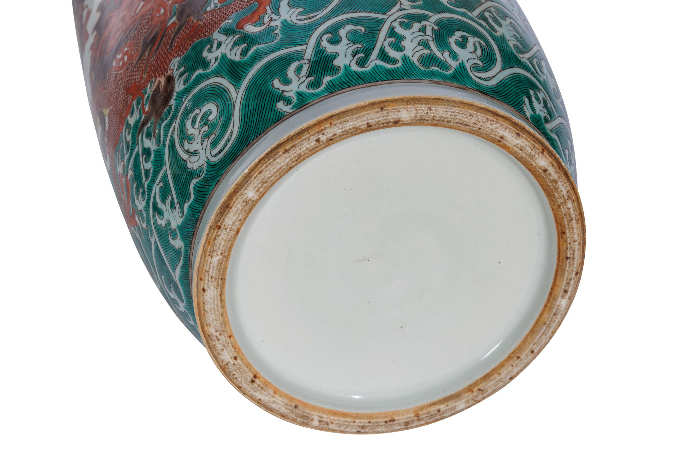 A Highly Rare Pair of Monumental Qing Dynasty Rouleau Porcelain 