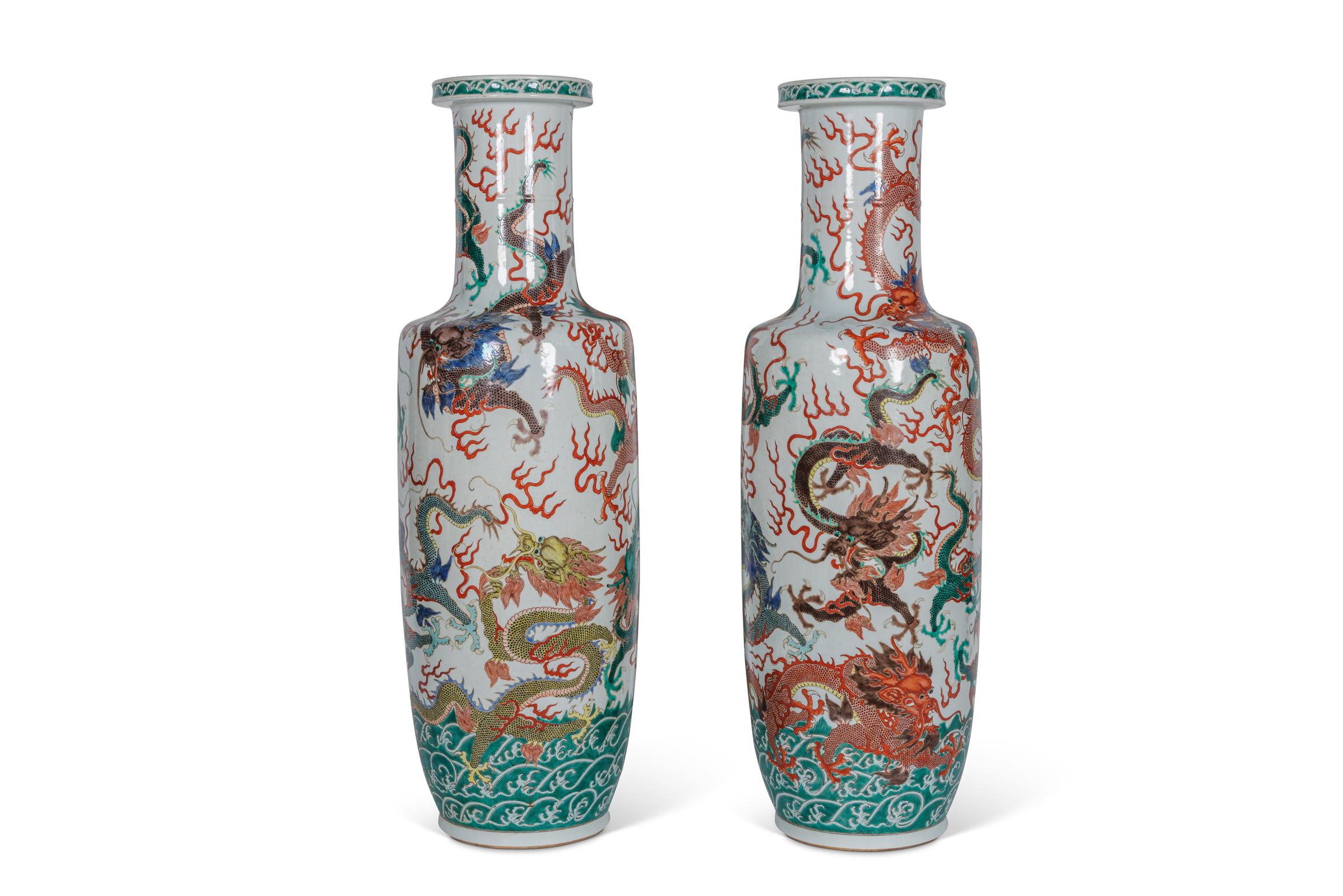 Chinese A Highly Rare Pair of Monumental Qing Dynasty Rouleau Porcelain 