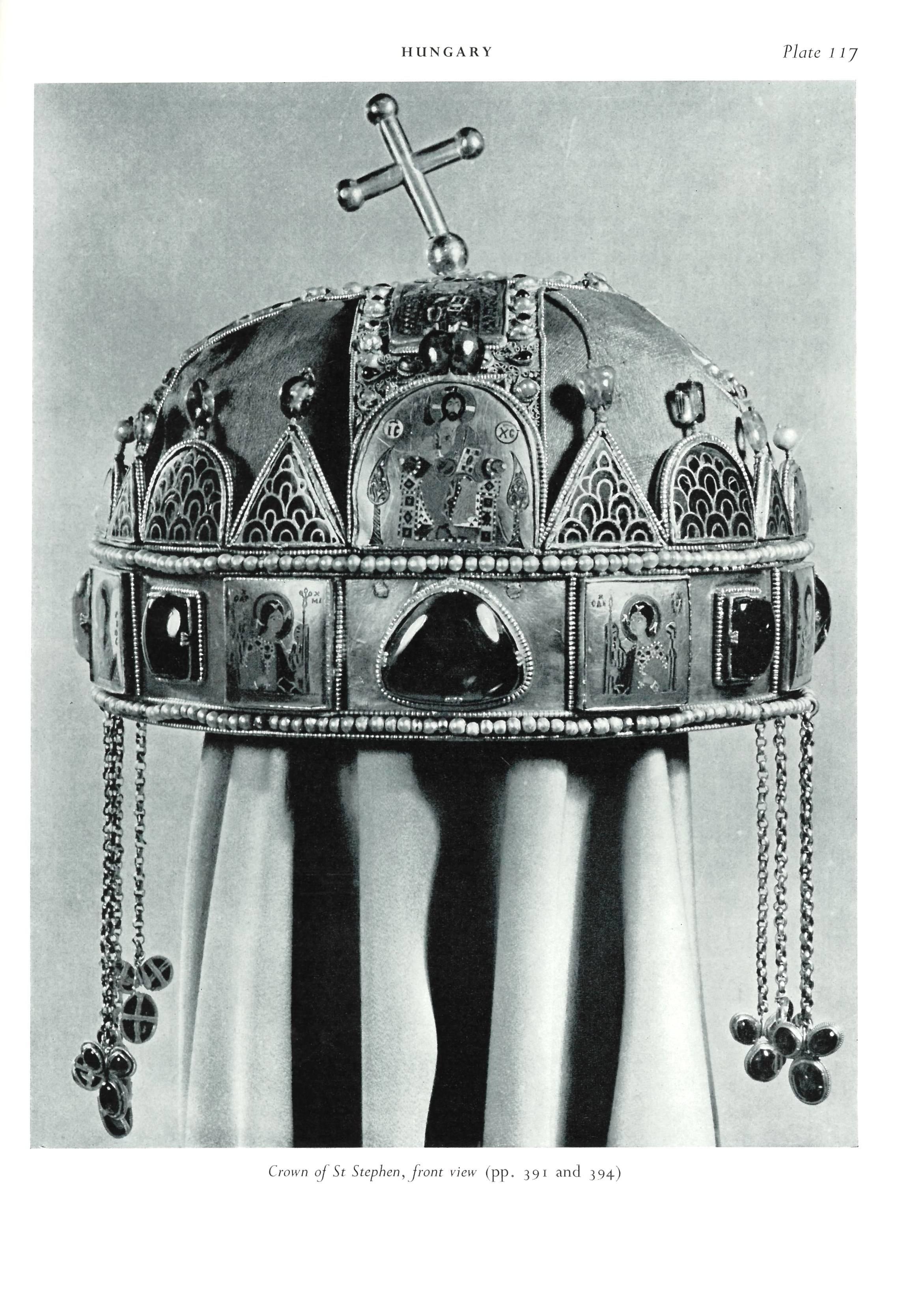 Une histoire des joyaux de la couronne d'Europe par Lord Twining (Livre) en vente 4