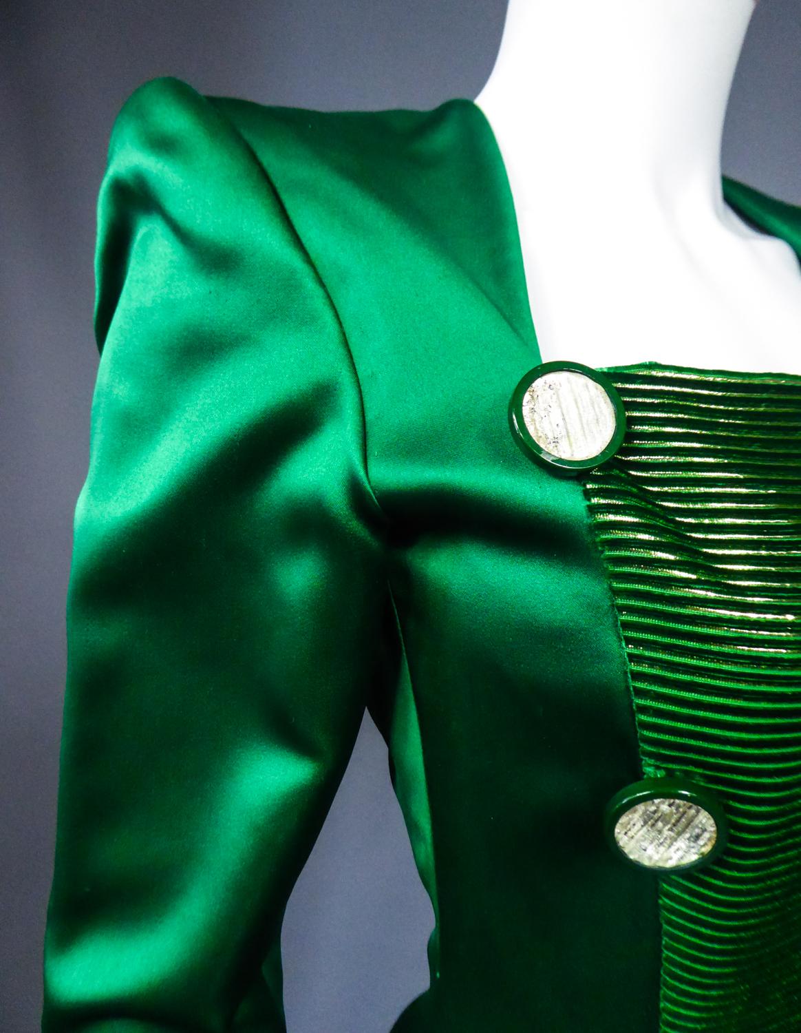 Hubert de Givenchy - Robe de défilé Catwalk en satin et velours lamé, circa 1985 en vente 7