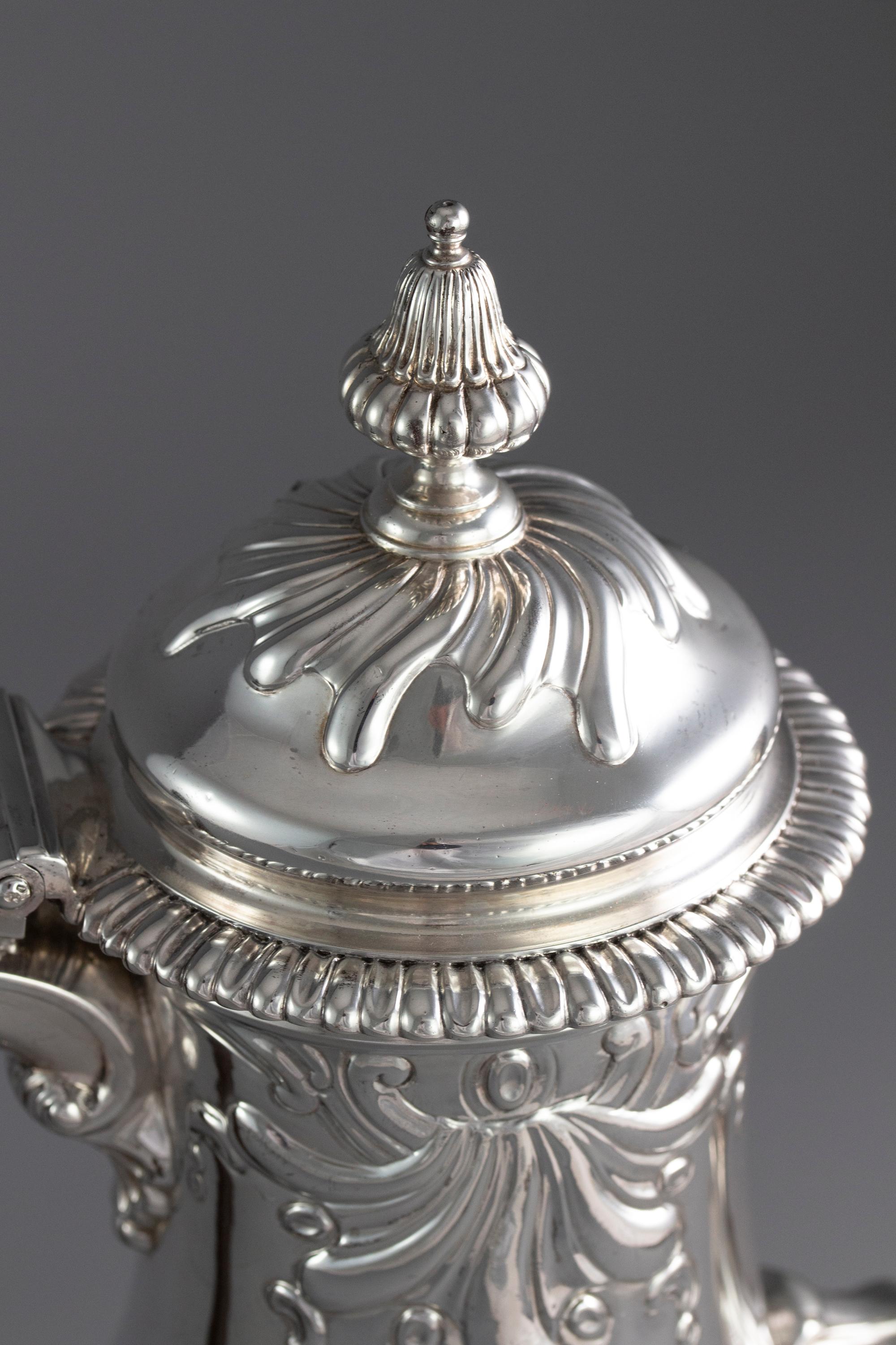 Huguenot George II Silver Coffee Pot, by Samuel Courtauld, London, 1757 10